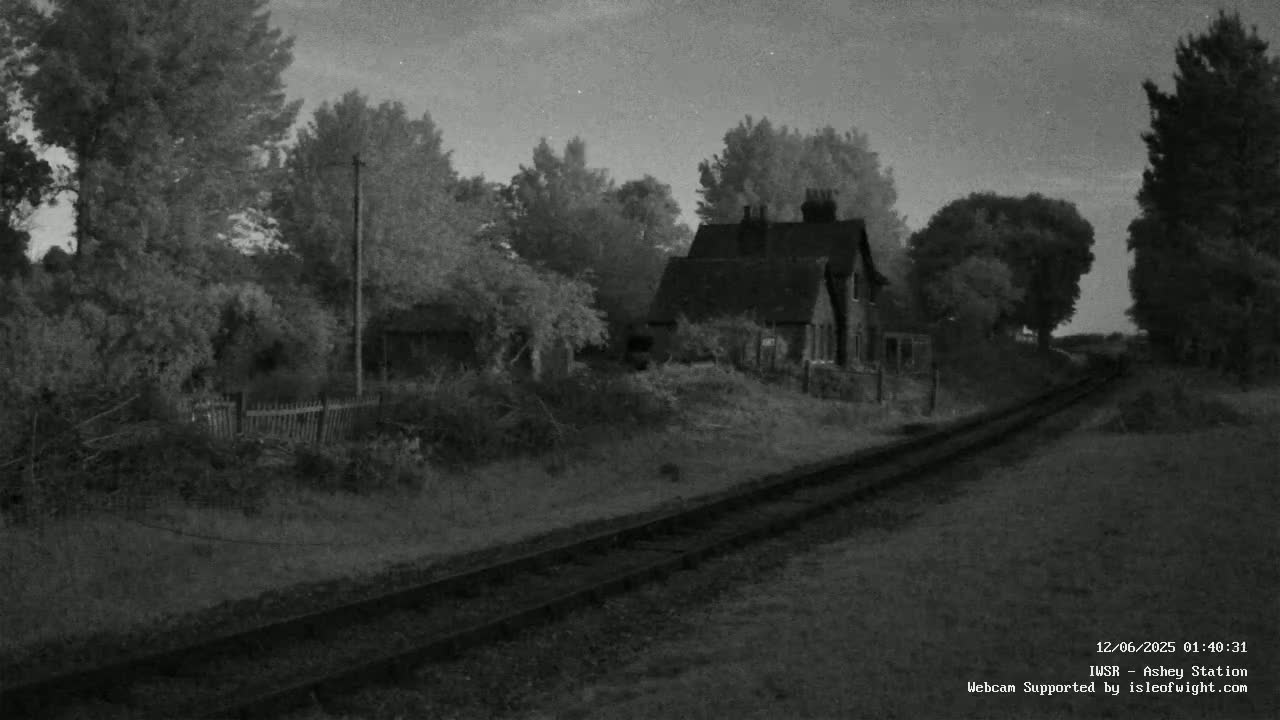  Isle of Wight Steam Railway, Ashey Station Live Cam -  Ashey, Isle of Wight, South East, England, United Kingdom