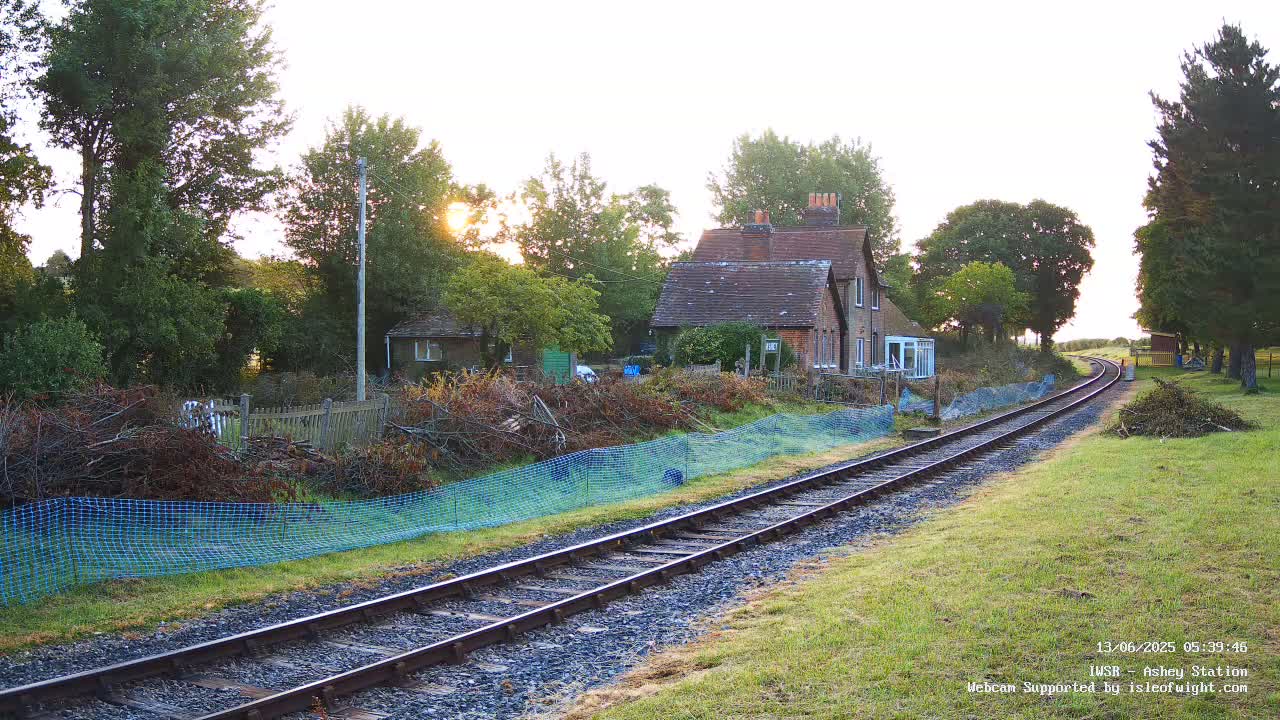  Isle of Wight Steam Railway, Ashey Station Live Cam -  Ashey, Isle of Wight, South East, England, United Kingdom