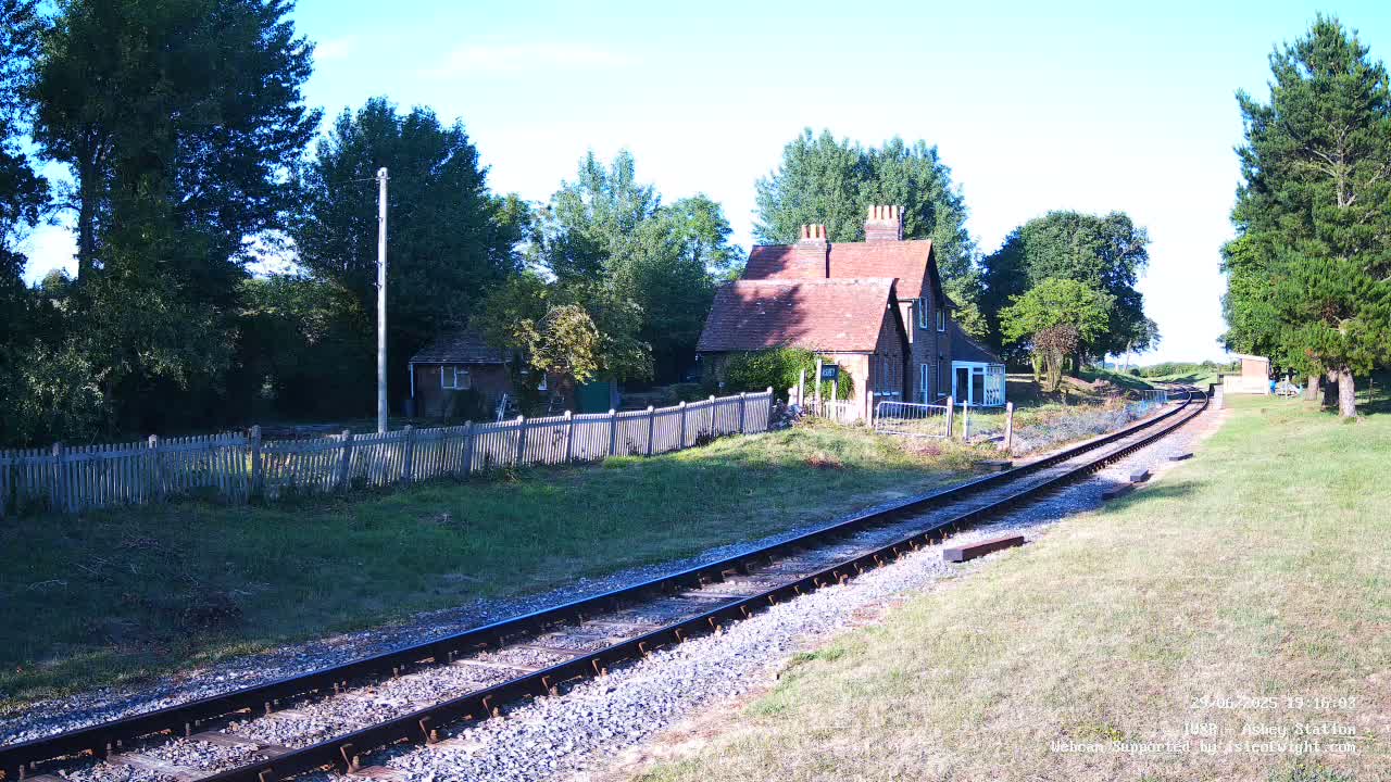 Isle of Wight Steam Railway, Ashey Station Live Cam -  Ashey, Isle of Wight, South East, England, United Kingdom