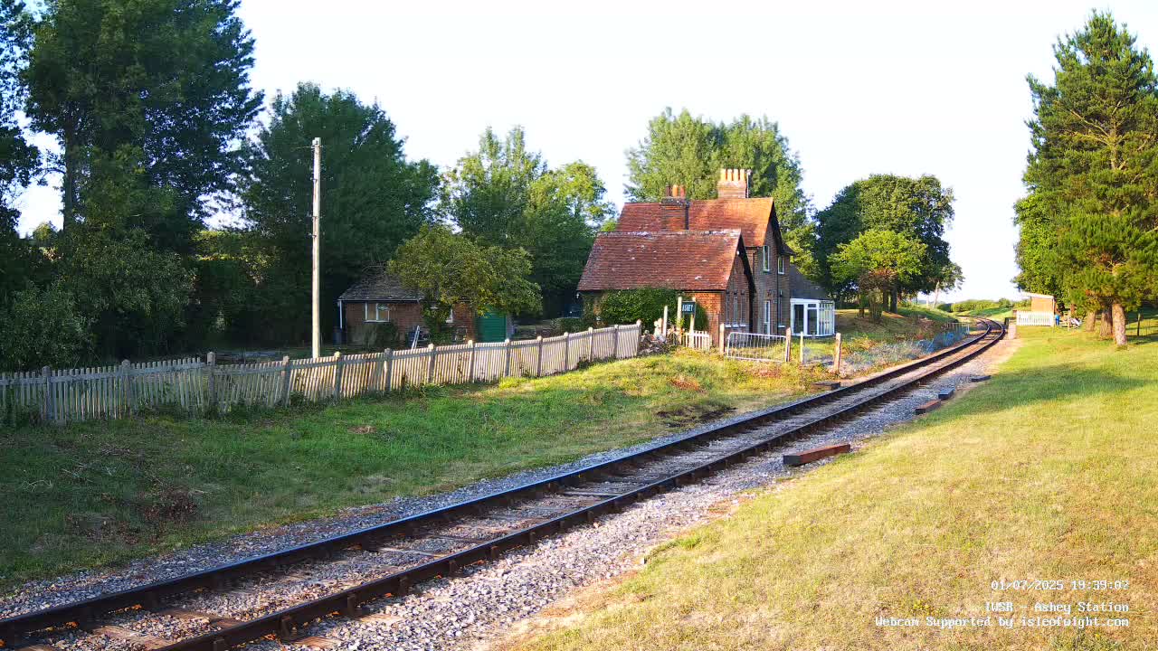 Isle of Wight Steam Railway, Ashey Station Live Cam -  Ashey, Isle of Wight, South East, England, United Kingdom