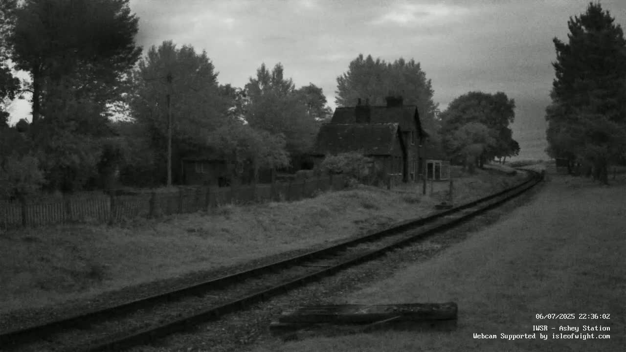 Isle of Wight Steam Railway, Ashey Station Live Cam -  Ashey, Isle of Wight, South East, England, United Kingdom
