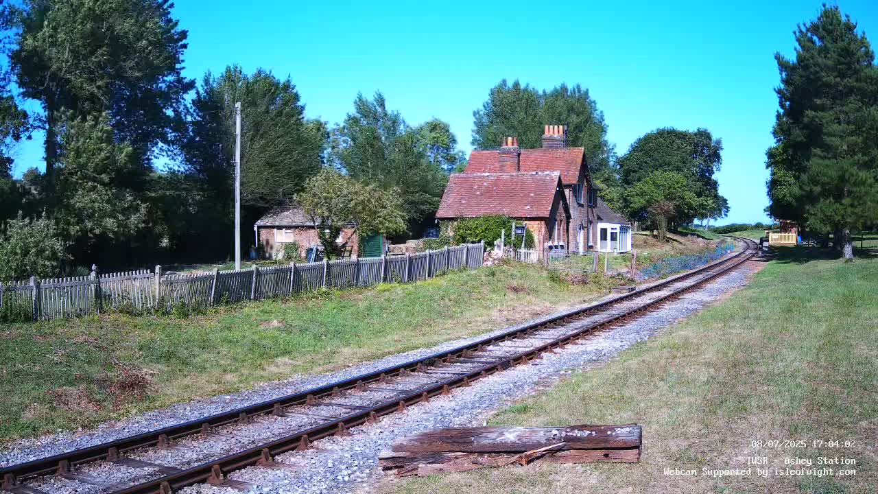 Isle of Wight Steam Railway, Ashey Station Live Cam -  Ashey, Isle of Wight, South East, England, United Kingdom