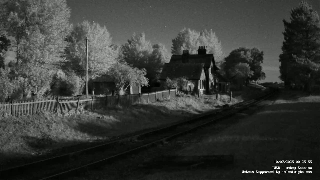 Isle of Wight Steam Railway, Ashey Station Live Cam -  Ashey, Isle of Wight, South East, England, United Kingdom