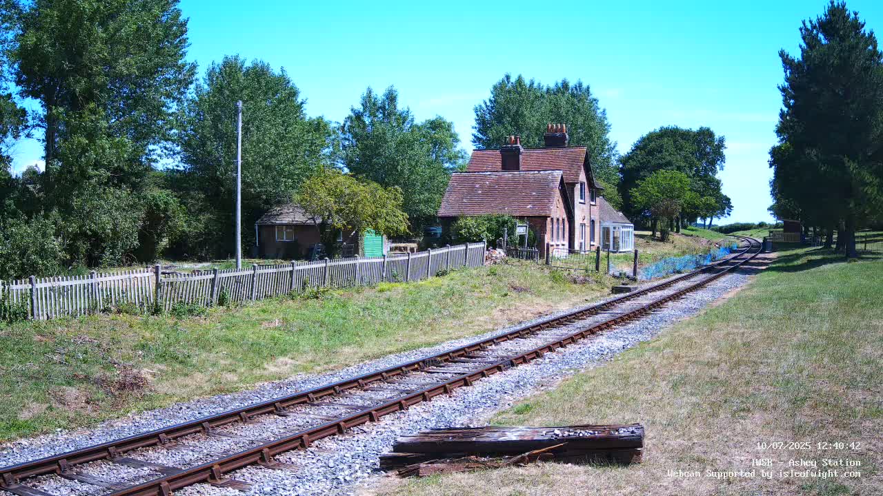 Isle of Wight Steam Railway, Ashey Station Live Cam -  Ashey, Isle of Wight, South East, England, United Kingdom