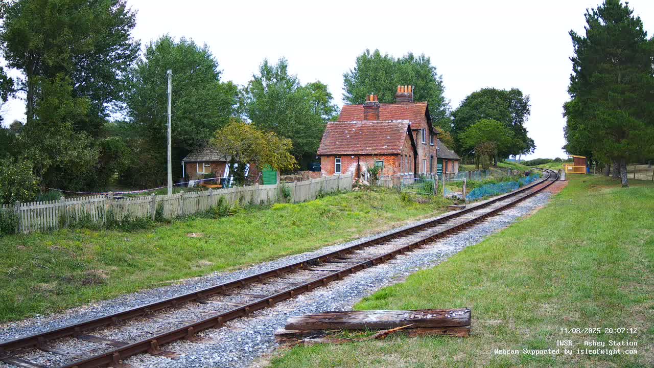 Isle of Wight Steam Railway, Ashey Station Live Cam -  Ashey, Isle of Wight, South East, England, United Kingdom