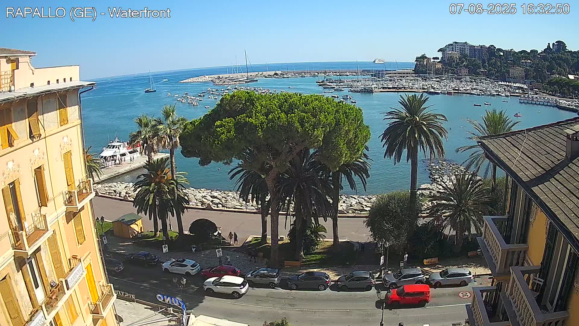 Rapallo Vittorio Veneto Coast Live Cam - Genoa, Liguria, Italy