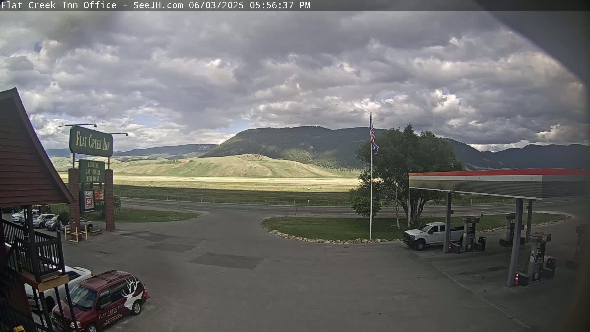 Jackson, Flat Creek Valley- Jackson Peak &  Highway 89 View Live Cam - Jackson, Teton, Wyoming, USA