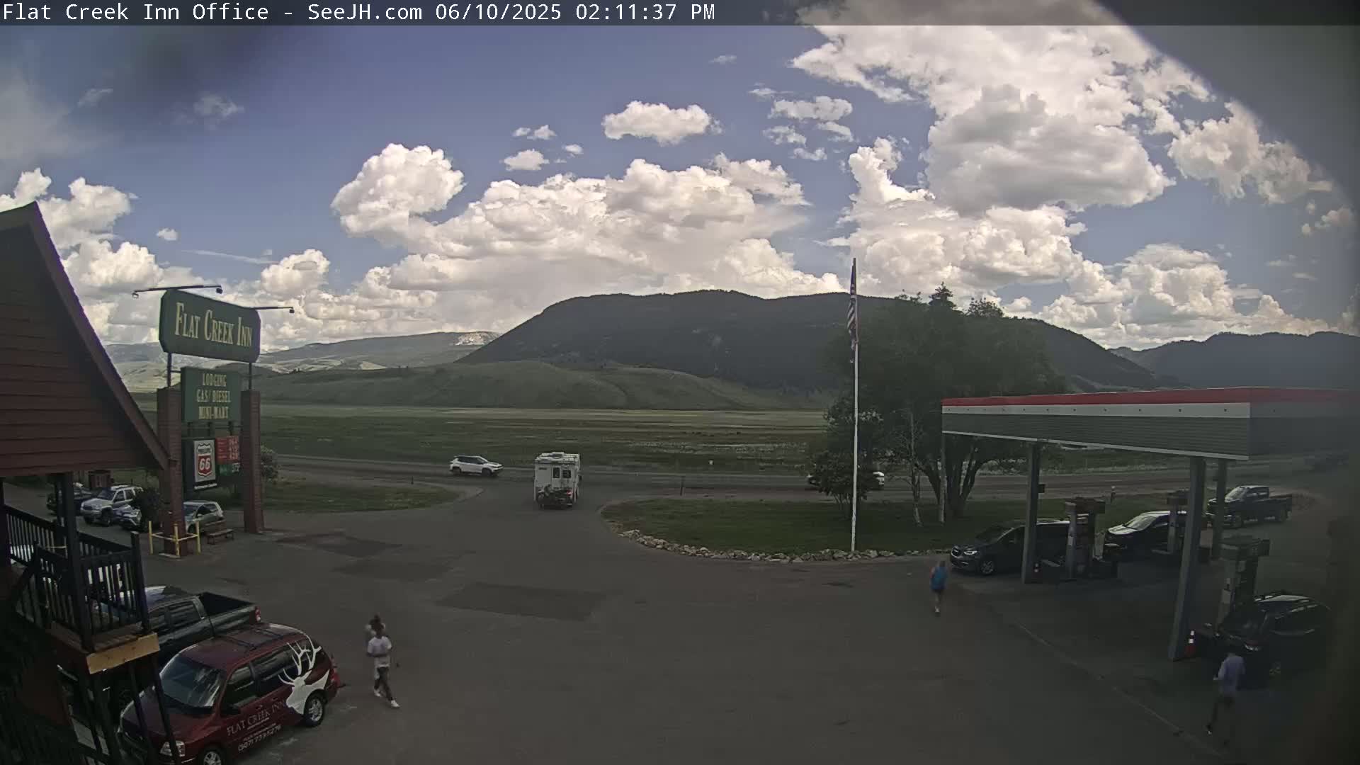 Jackson, Flat Creek Valley- Jackson Peak &  Highway 89 View Live Cam - Jackson, Teton, Wyoming, USA
