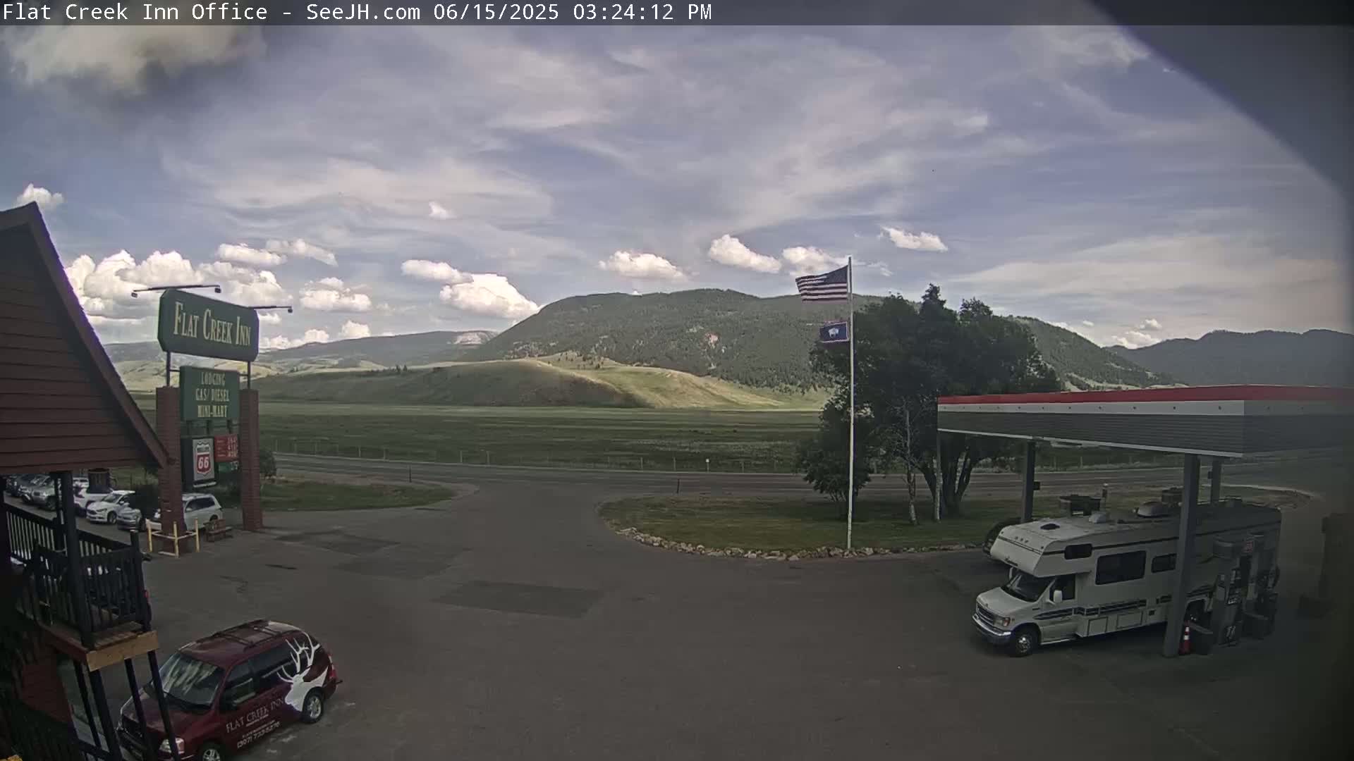 Jackson, Flat Creek Valley- Jackson Peak &  Highway 89 View Live Cam - Jackson, Teton, Wyoming, USA