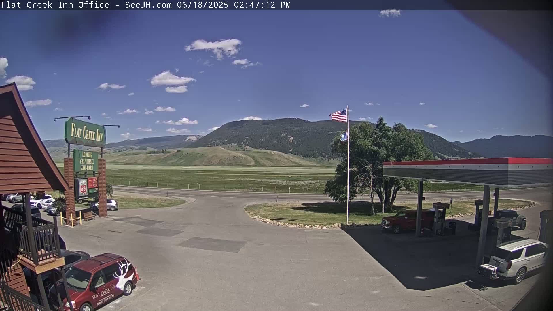 Jackson, Flat Creek Valley- Jackson Peak &  Highway 89 View Live Cam - Jackson, Teton, Wyoming, USA