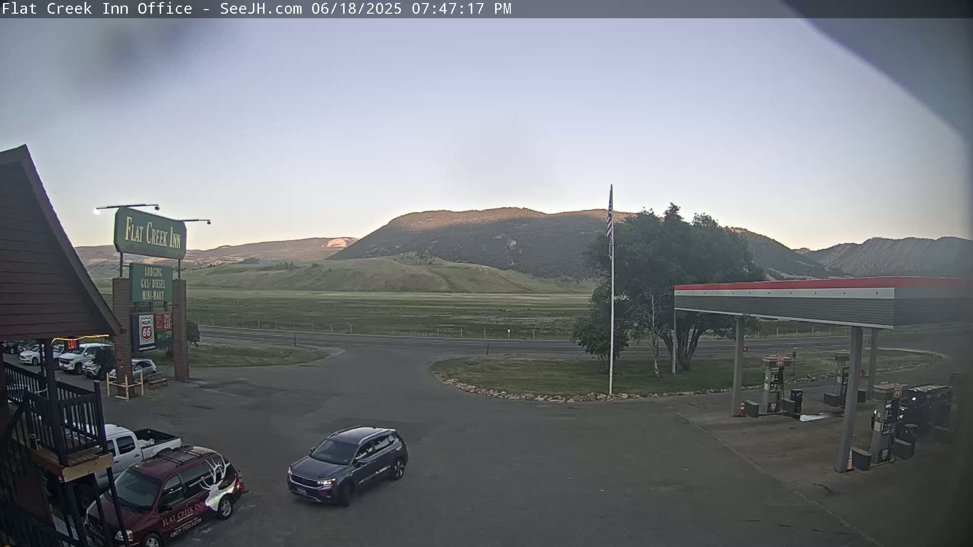Jackson, Flat Creek Valley- Jackson Peak &  Highway 89 View Live Cam - Jackson, Teton, Wyoming, USA