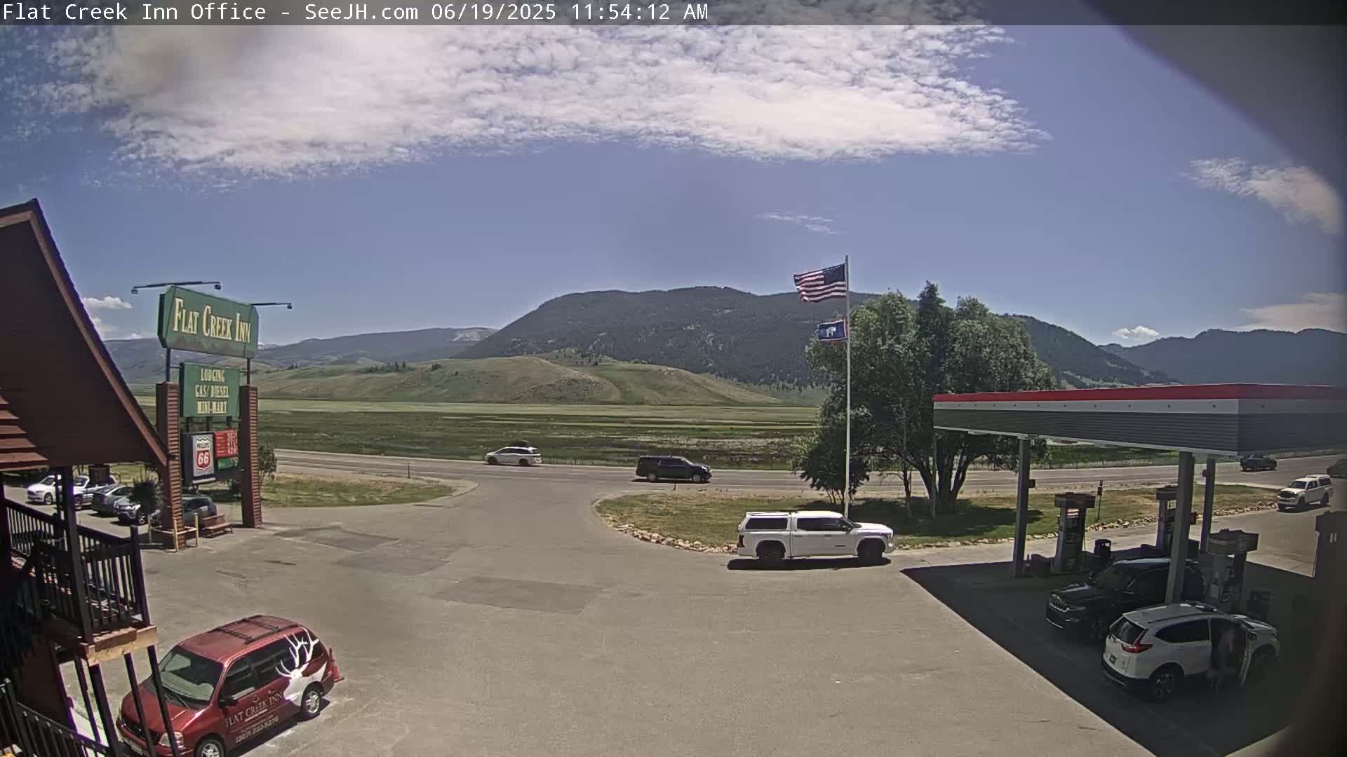 Jackson, Flat Creek Valley- Jackson Peak &  Highway 89 View Live Cam - Jackson, Teton, Wyoming, USA