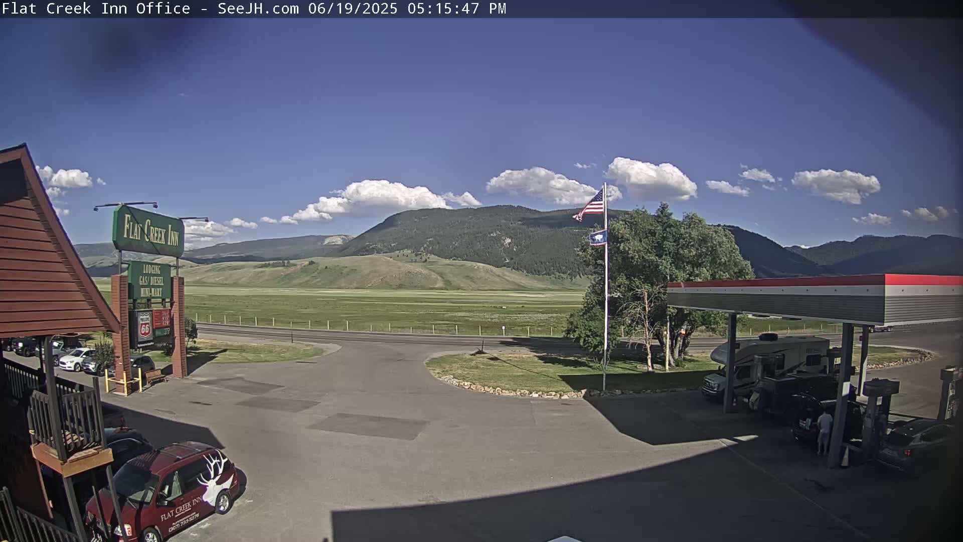 Jackson, Flat Creek Valley- Jackson Peak &  Highway 89 View Live Cam - Jackson, Teton, Wyoming, USA