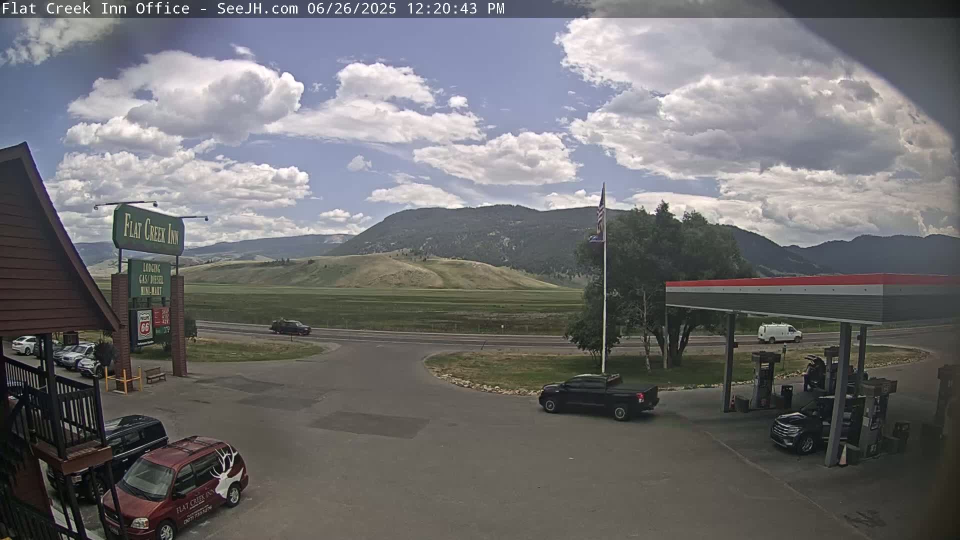 Jackson, Flat Creek Valley- Jackson Peak &  Highway 89 View Live Cam - Jackson, Teton, Wyoming, USA