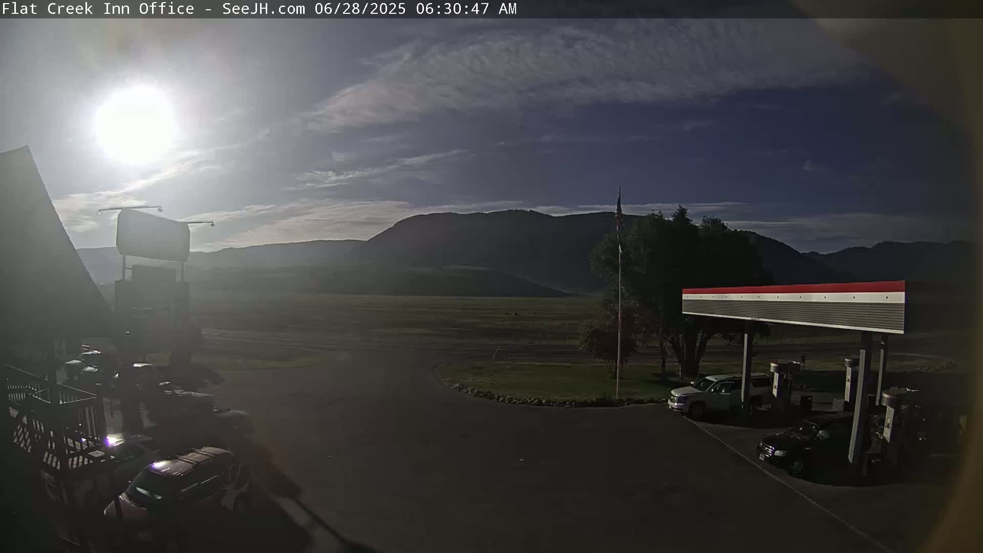 Jackson, Flat Creek Valley- Jackson Peak &  Highway 89 View Live Cam - Jackson, Teton, Wyoming, USA