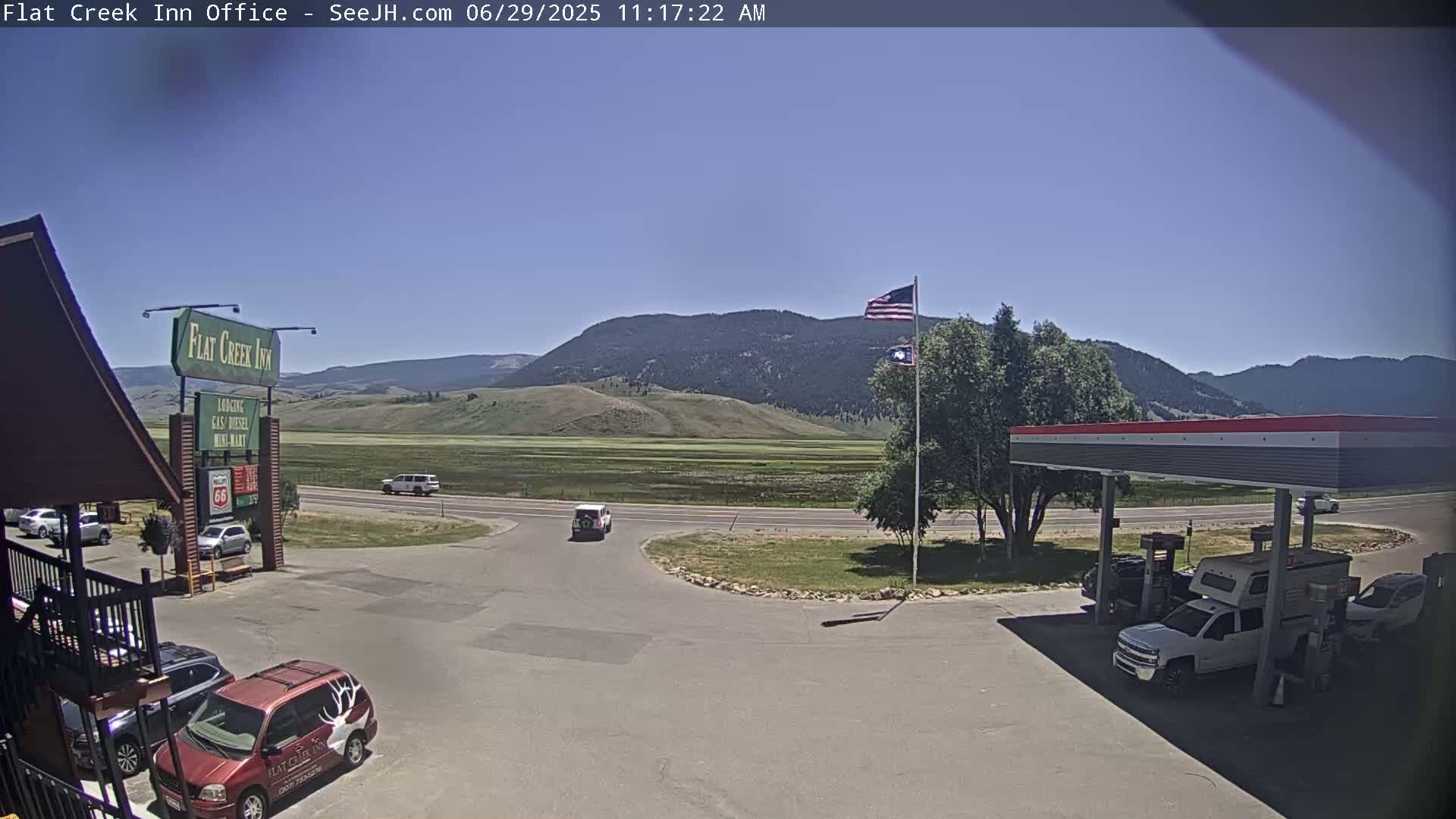 Jackson, Flat Creek Valley- Jackson Peak &  Highway 89 View Live Cam - Jackson, Teton, Wyoming, USA