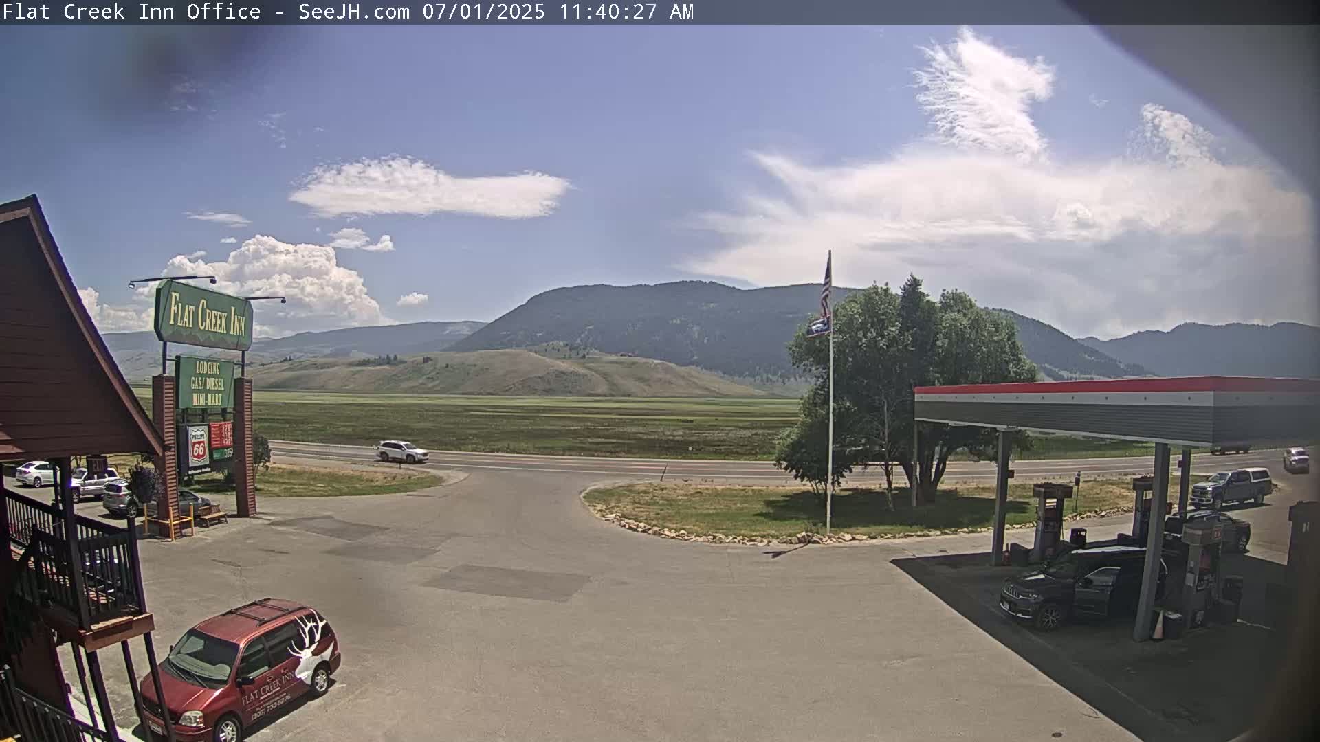 Jackson, Flat Creek Valley- Jackson Peak &  Highway 89 View Live Cam - Jackson, Teton, Wyoming, USA
