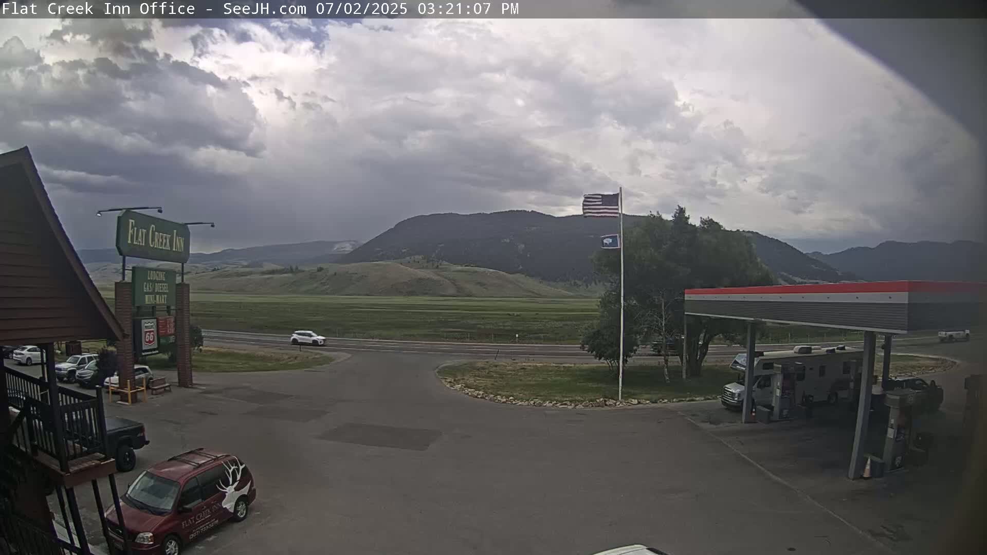 Jackson, Flat Creek Valley- Jackson Peak &  Highway 89 View Live Cam - Jackson, Teton, Wyoming, USA