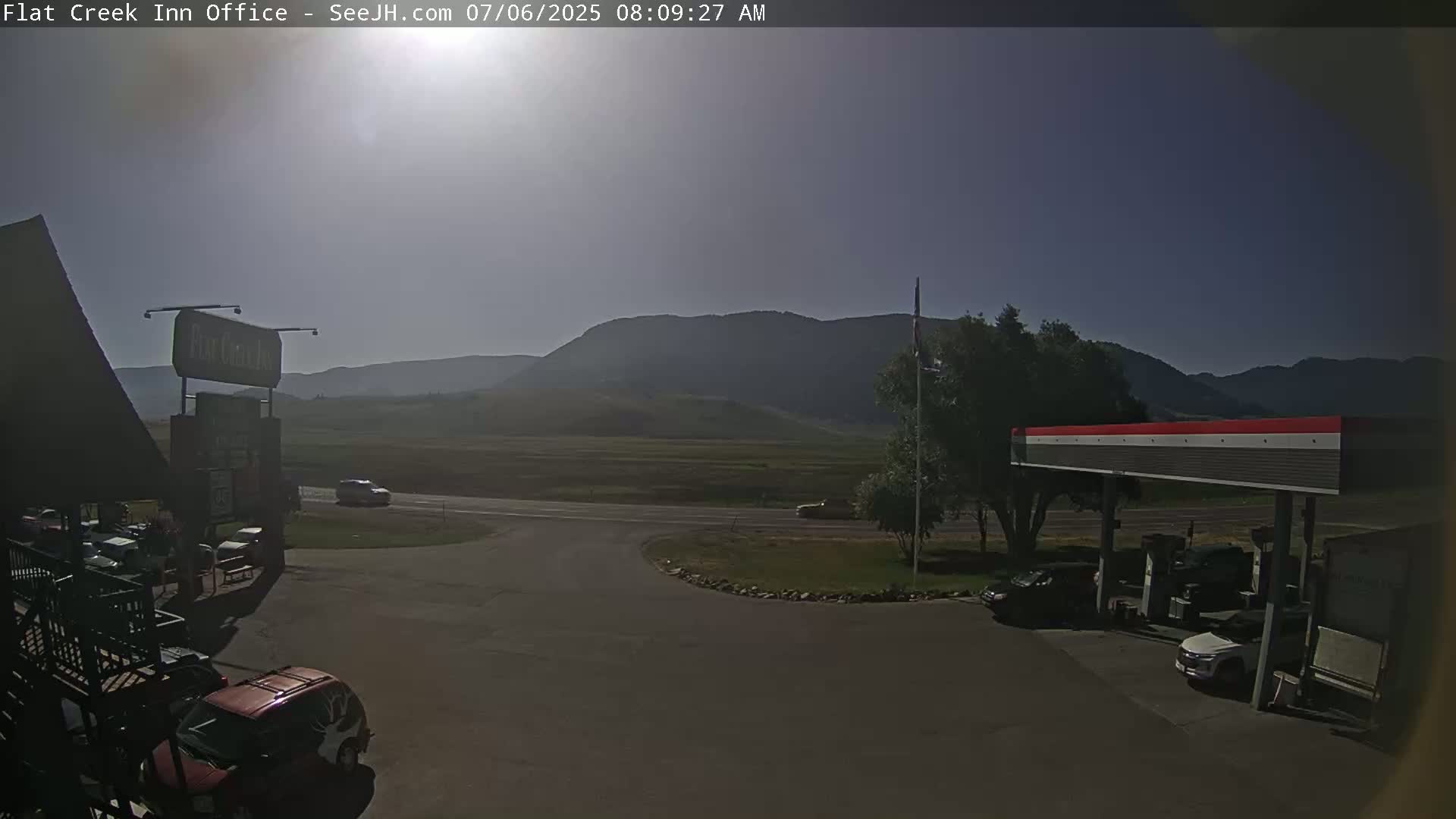 Jackson, Flat Creek Valley- Jackson Peak &  Highway 89 View Live Cam - Jackson, Teton, Wyoming, USA