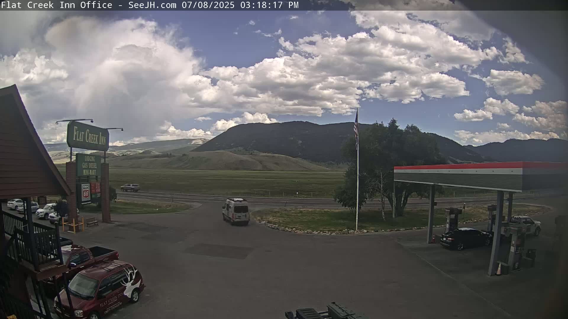 Jackson, Flat Creek Valley- Jackson Peak &  Highway 89 View Live Cam - Jackson, Teton, Wyoming, USA
