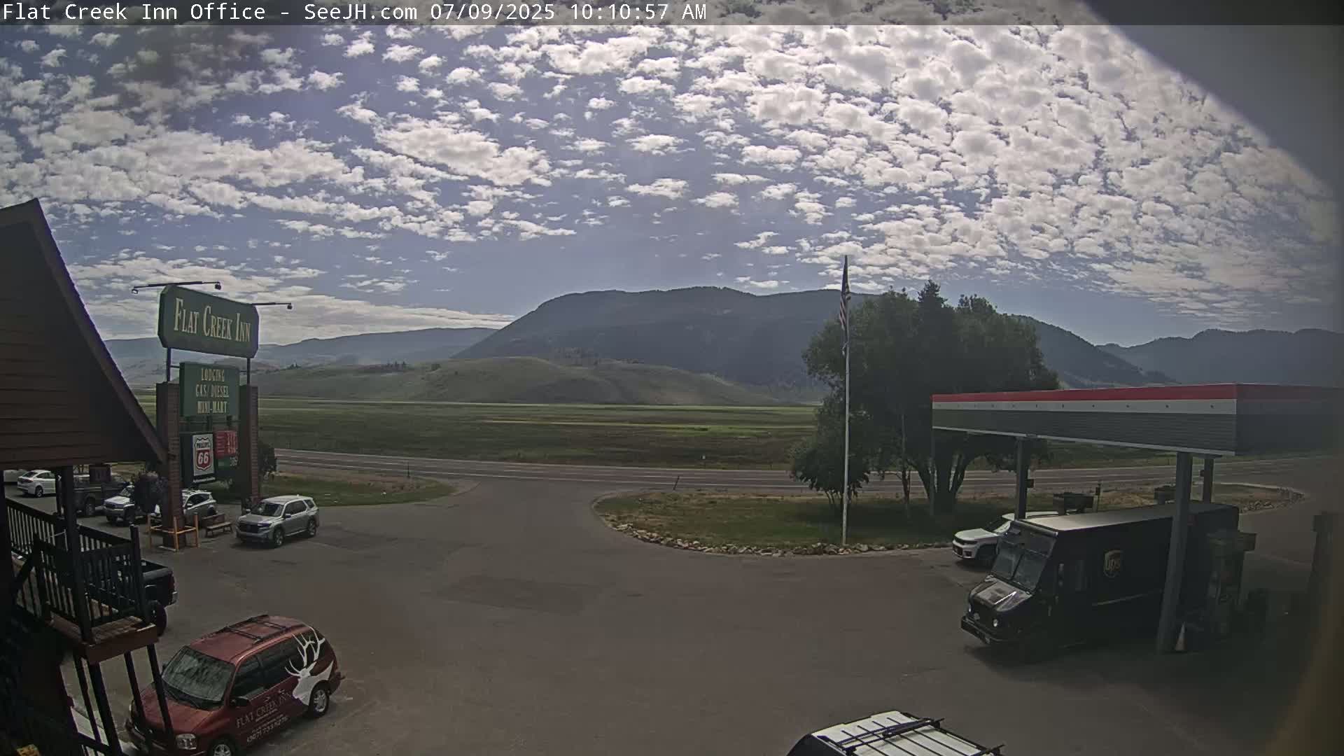 Jackson, Flat Creek Valley- Jackson Peak &  Highway 89 View Live Cam - Jackson, Teton, Wyoming, USA