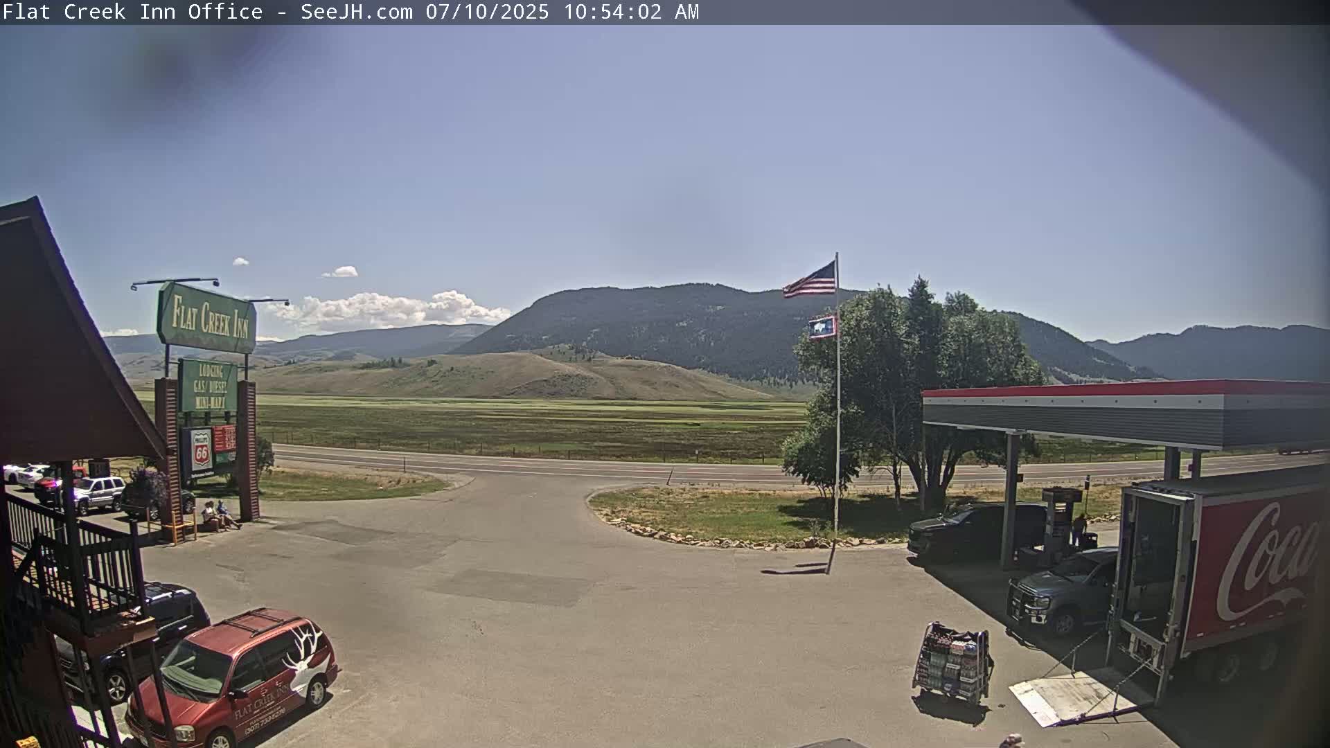 Jackson, Flat Creek Valley- Jackson Peak &  Highway 89 View Live Cam - Jackson, Teton, Wyoming, USA