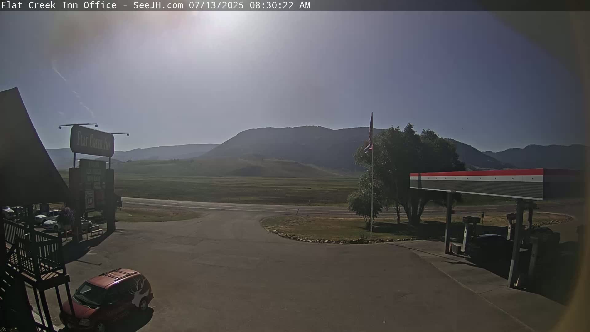 Jackson, Flat Creek Valley- Jackson Peak &  Highway 89 View Live Cam - Jackson, Teton, Wyoming, USA