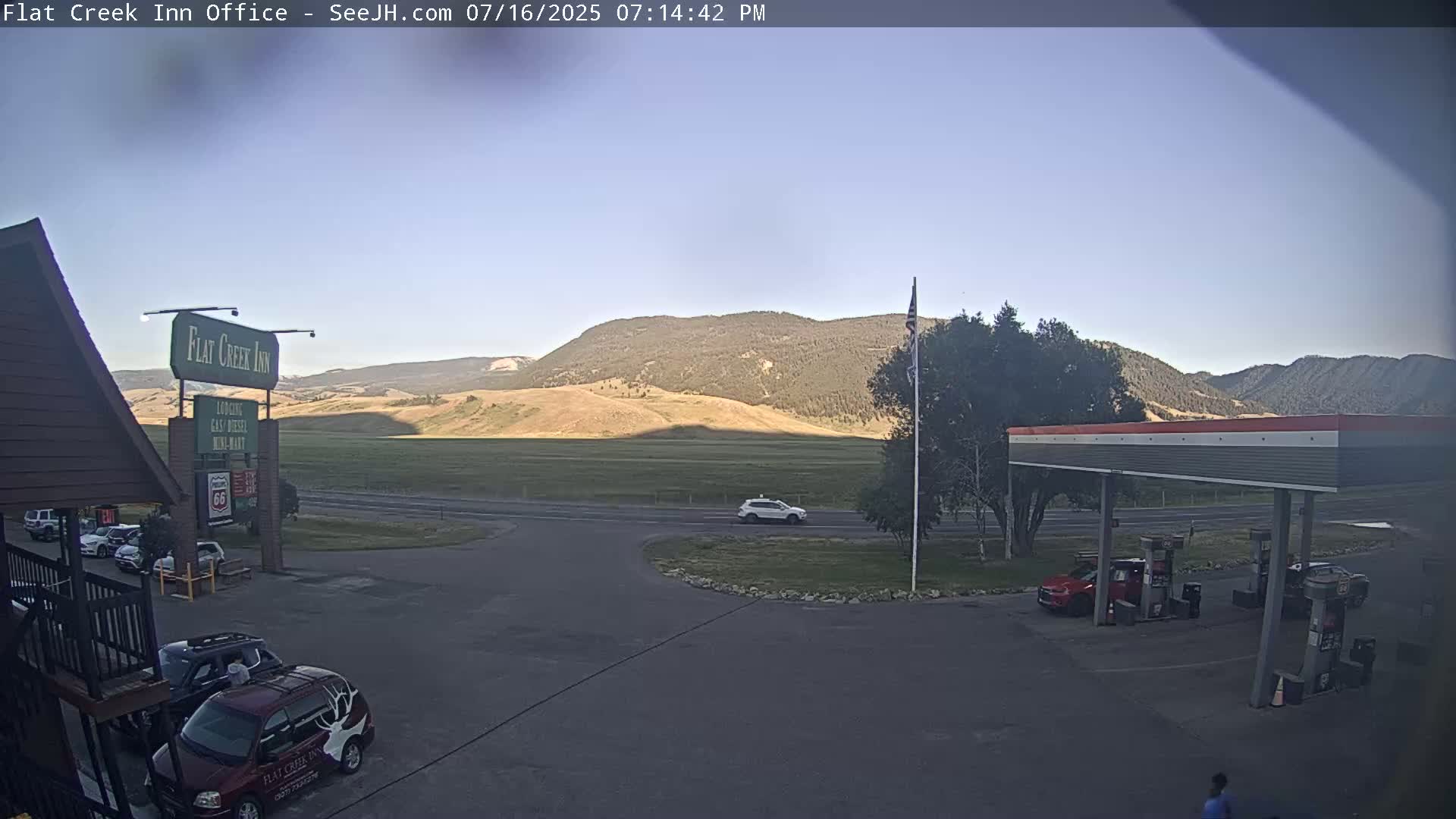 Jackson, Flat Creek Valley- Jackson Peak &  Highway 89 View Live Cam - Jackson, Teton, Wyoming, USA