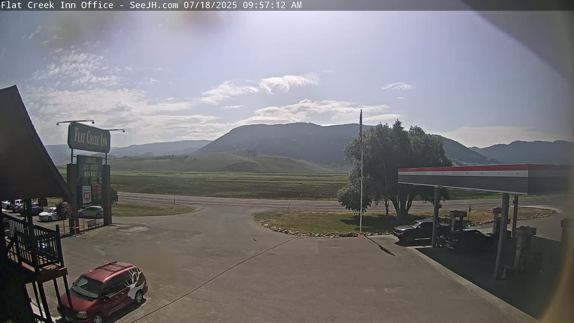 Jackson, Flat Creek Valley- Jackson Peak &  Highway 89 View Live Cam - Jackson, Teton, Wyoming, USA