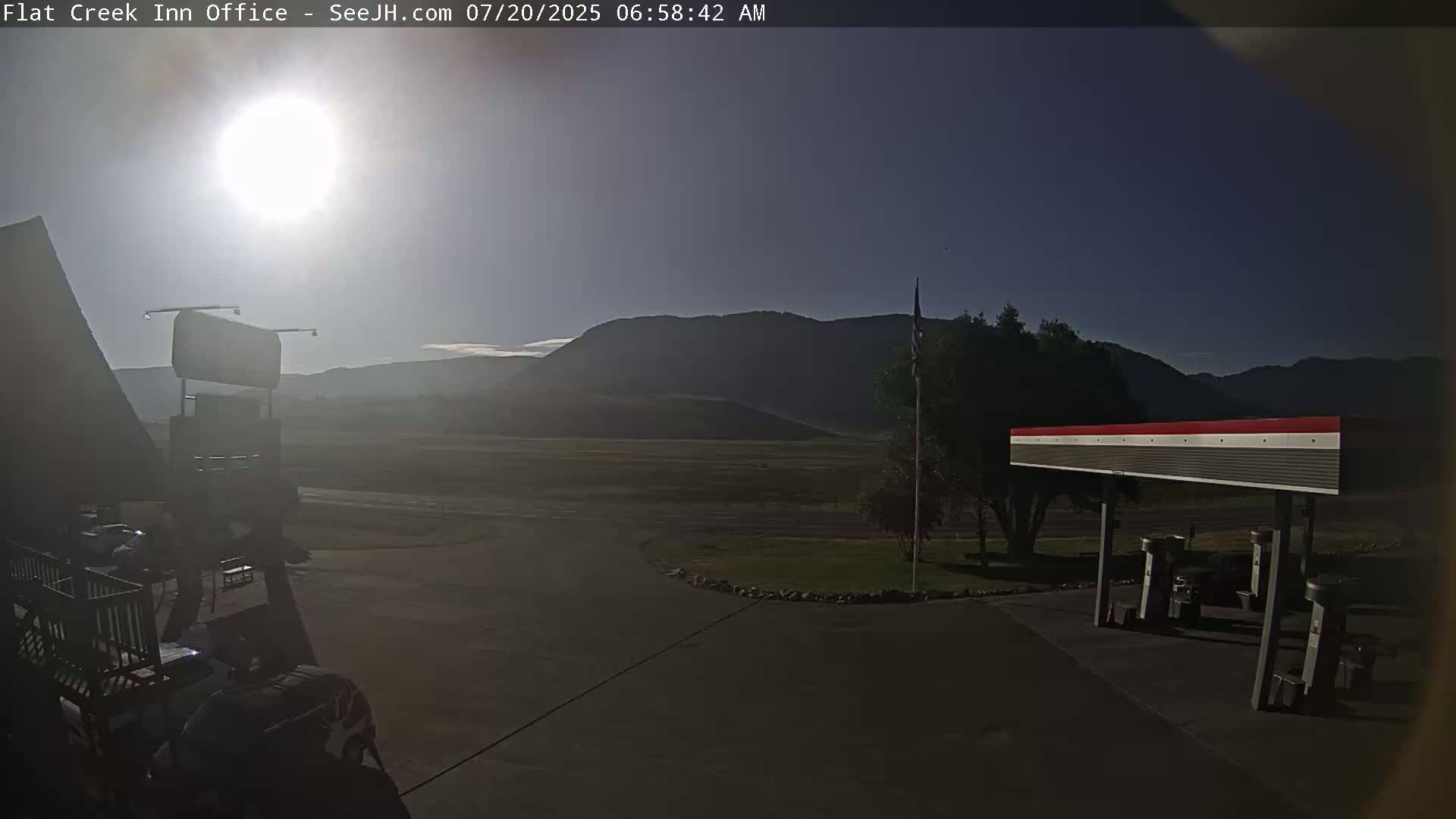 Jackson, Flat Creek Valley- Jackson Peak &  Highway 89 View Live Cam - Jackson, Teton, Wyoming, USA