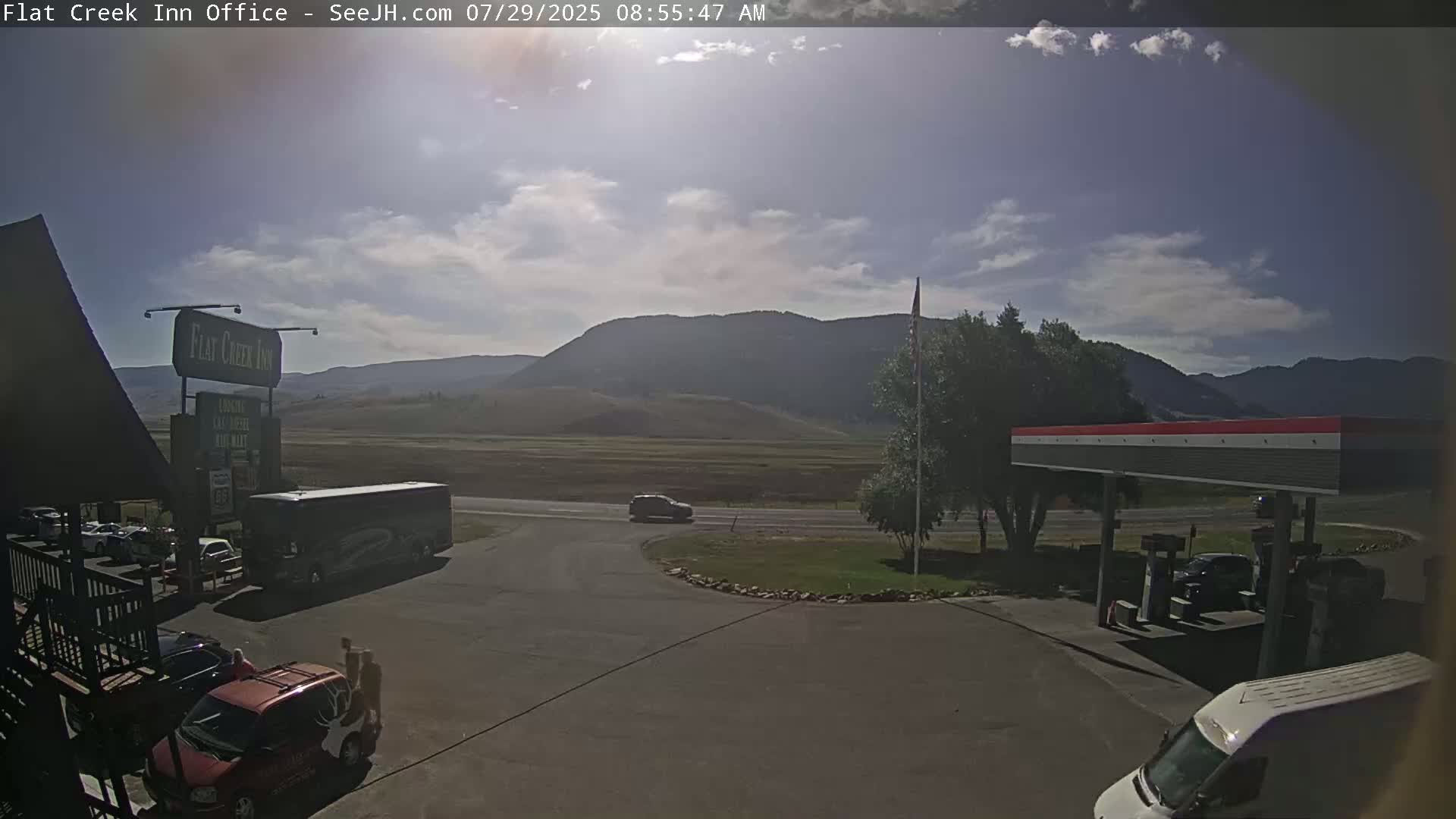 Jackson, Flat Creek Valley- Jackson Peak &  Highway 89 View Live Cam - Jackson, Teton, Wyoming, USA