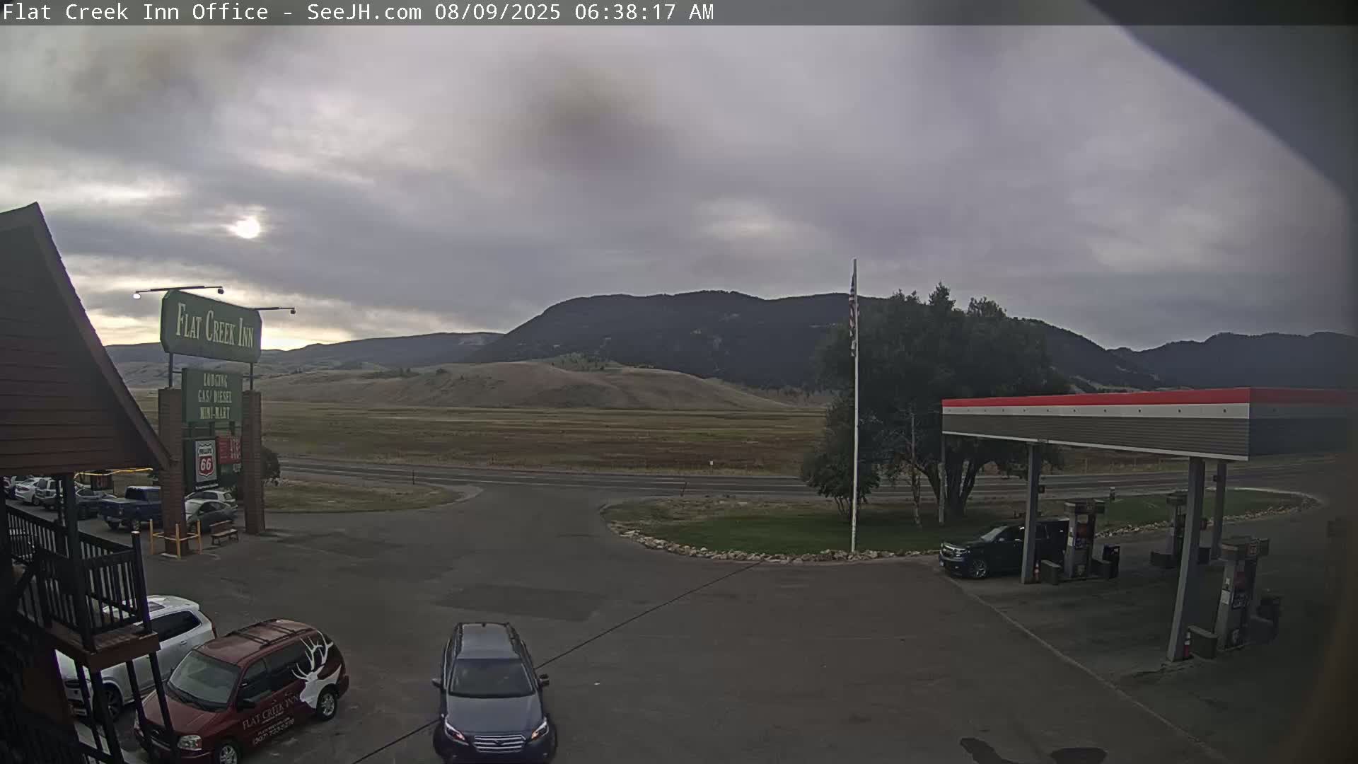 Jackson, Flat Creek Valley- Jackson Peak &  Highway 89 View Live Cam - Jackson, Teton, Wyoming, USA