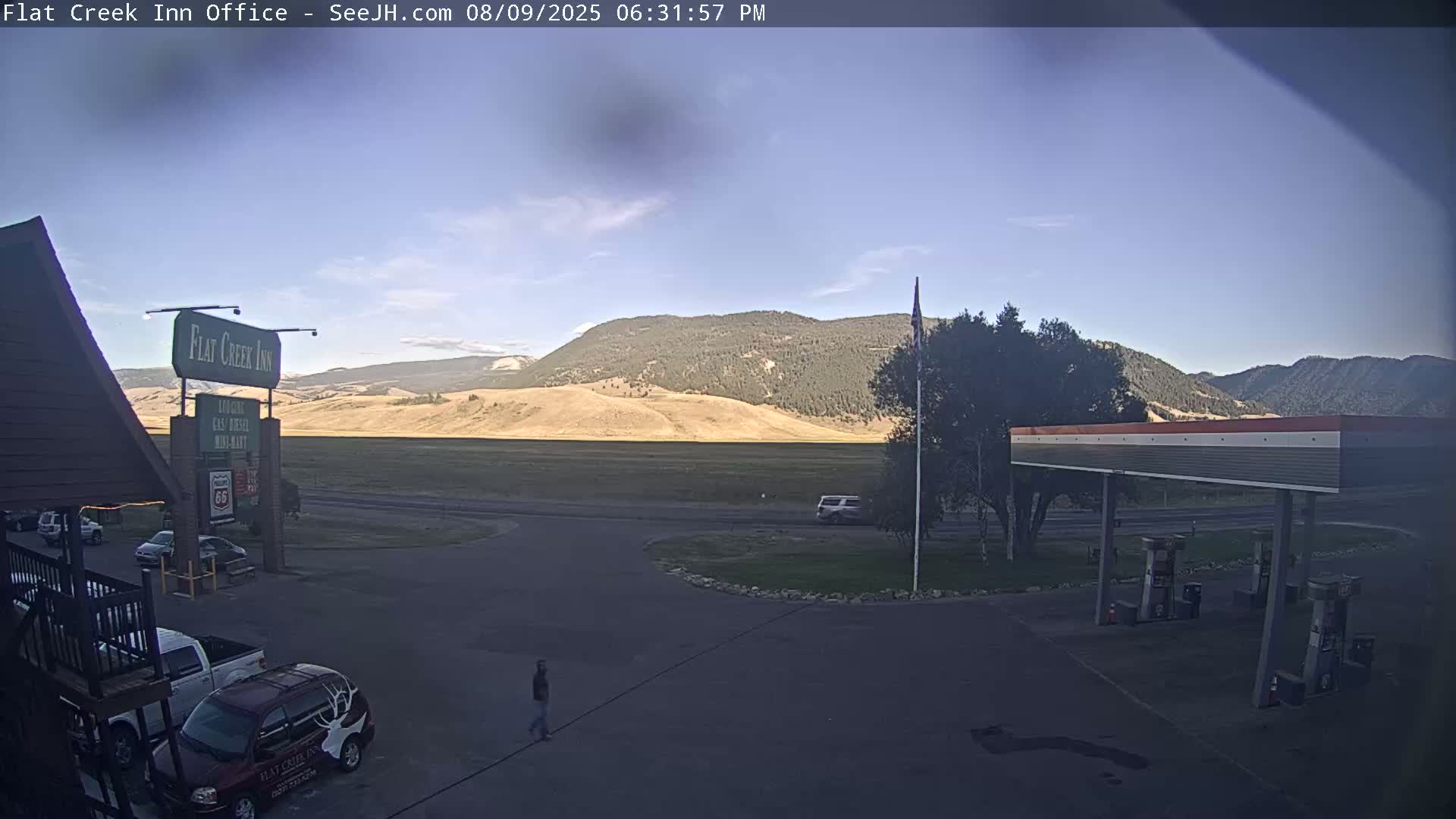 Jackson, Flat Creek Valley- Jackson Peak &  Highway 89 View Live Cam - Jackson, Teton, Wyoming, USA