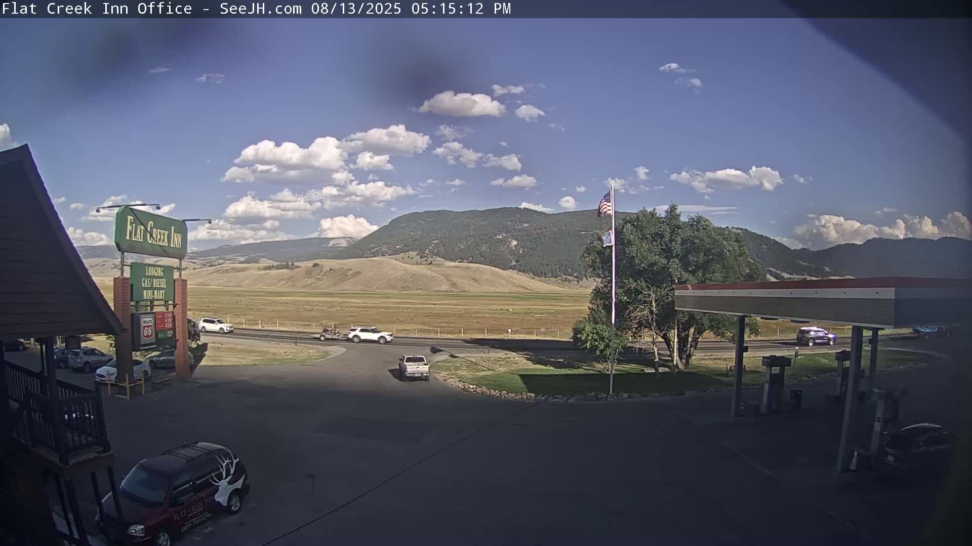 Jackson, Flat Creek Valley- Jackson Peak &  Highway 89 View Live Cam - Jackson, Teton, Wyoming, USA