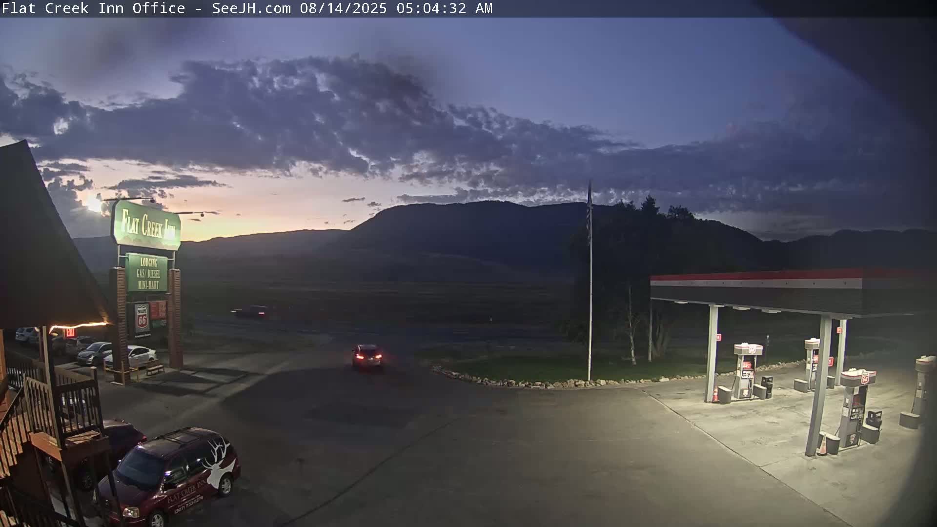 Jackson, Flat Creek Valley- Jackson Peak &  Highway 89 View Live Cam - Jackson, Teton, Wyoming, USA