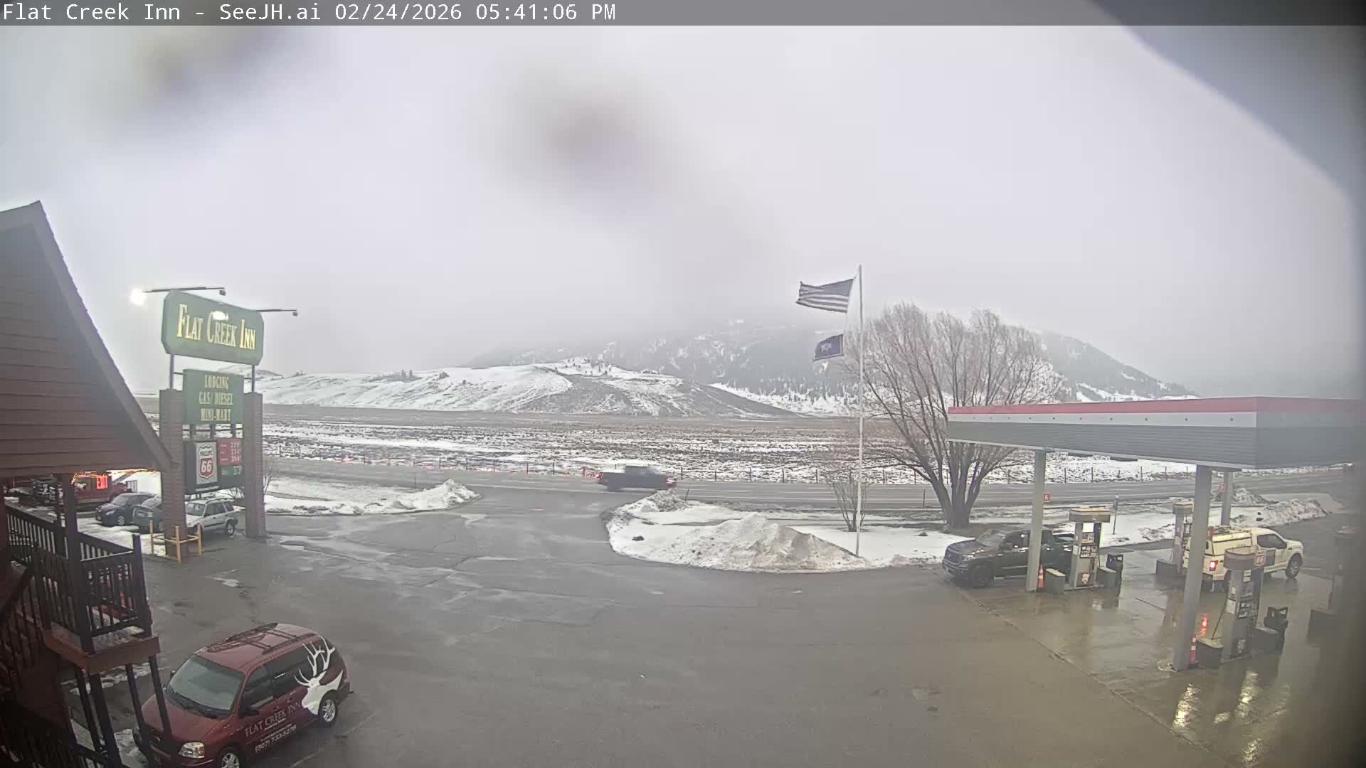 Jackson, Flat Creek Valley- Jackson Peak &  Highway 89 View Live Cam - Jackson, Teton, Wyoming, USA