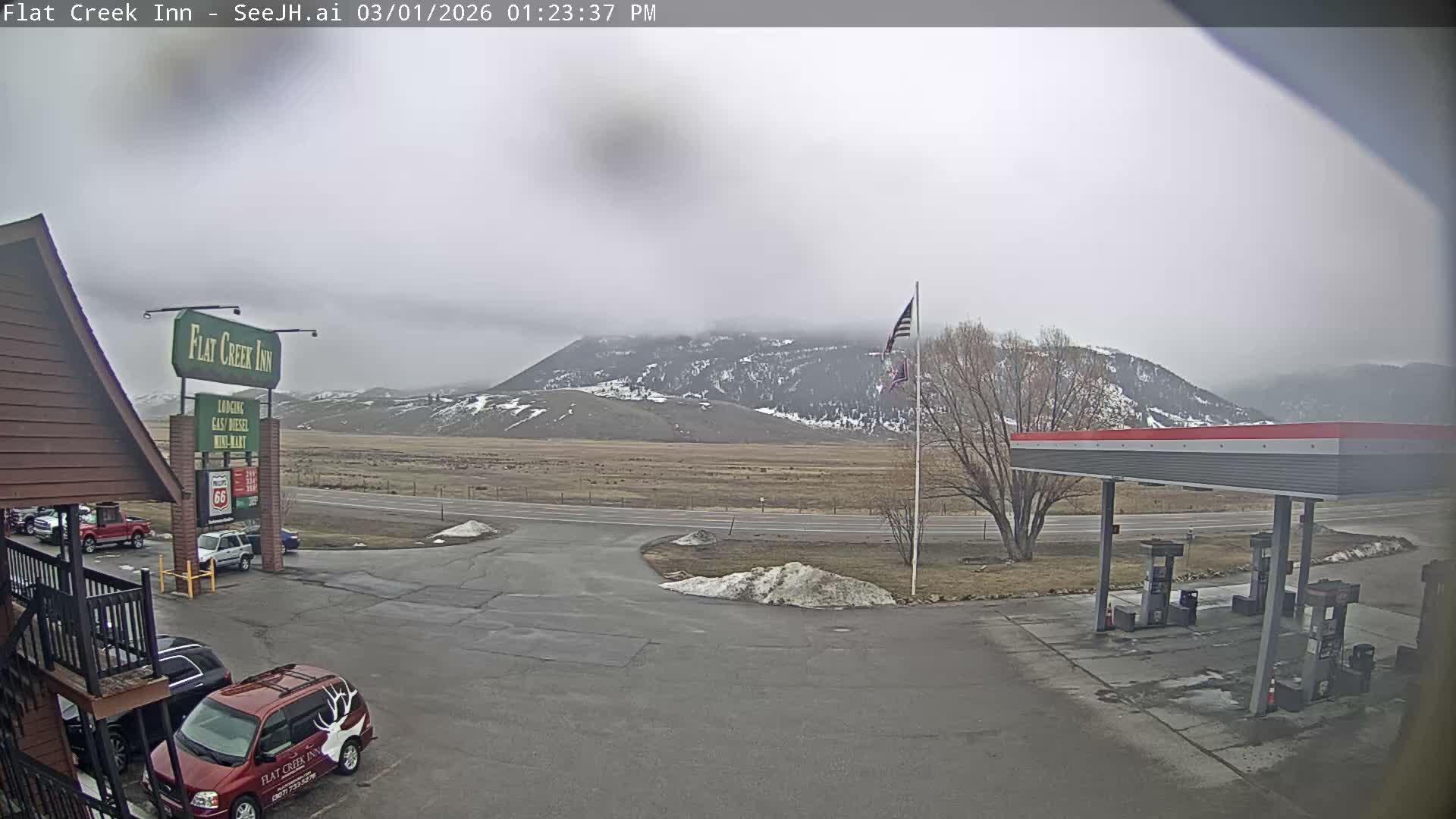 Jackson, Flat Creek Valley- Jackson Peak &  Highway 89 View Live Cam - Jackson, Teton, Wyoming, USA