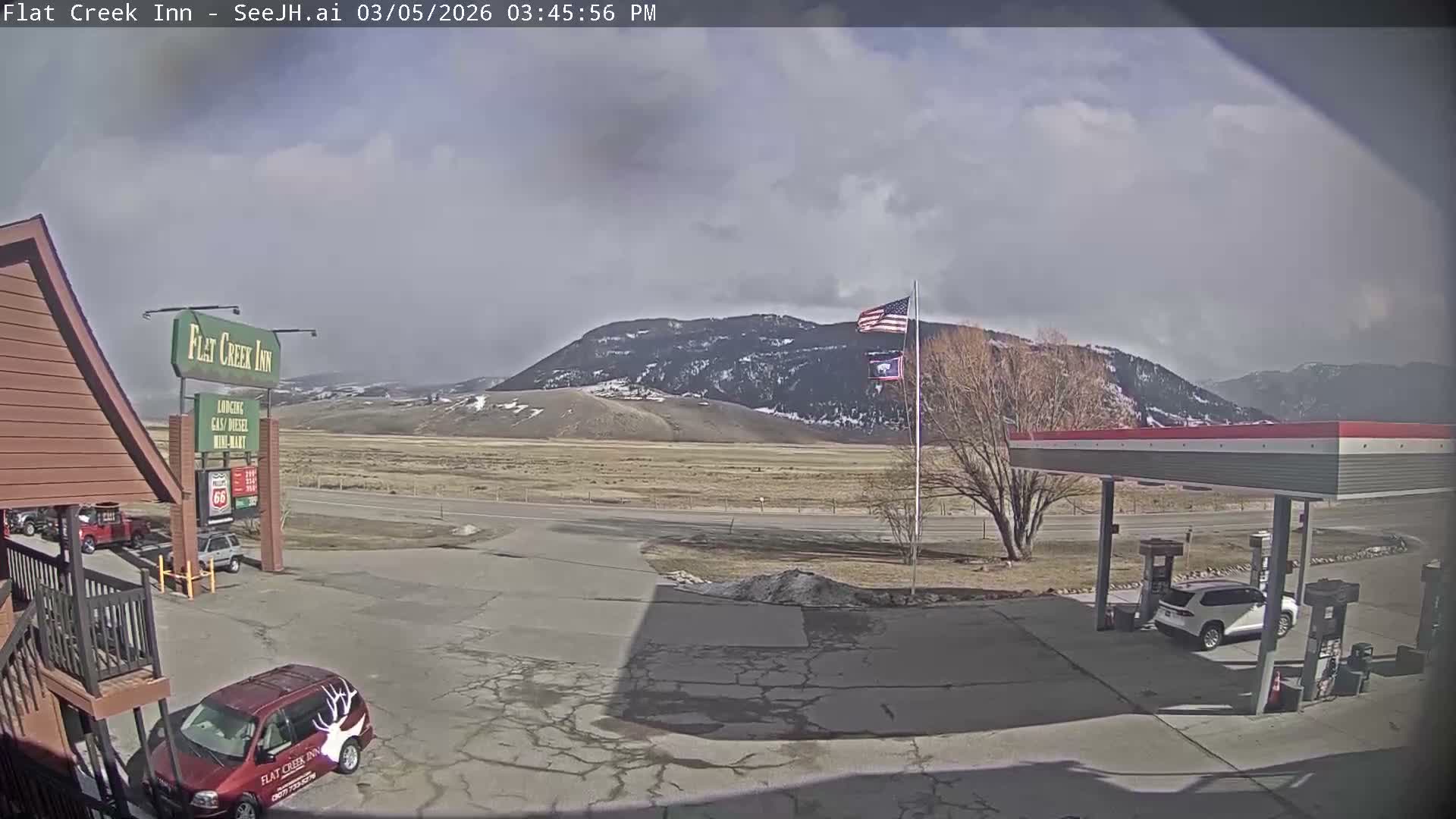 Jackson, Flat Creek Valley- Jackson Peak &  Highway 89 View Live Cam - Jackson, Teton, Wyoming, USA
