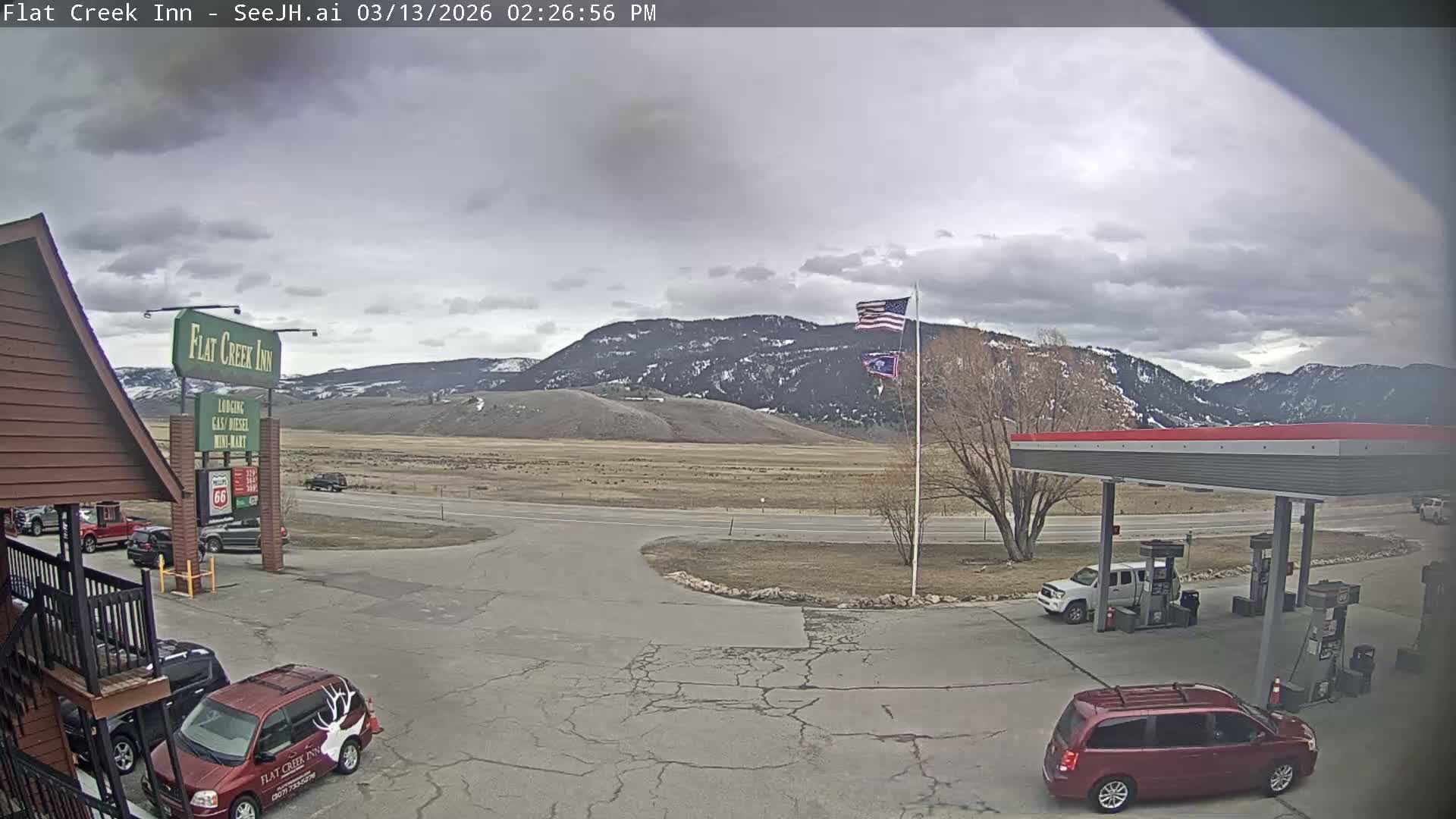 Jackson, Flat Creek Valley- Jackson Peak &  Highway 89 View Live Cam - Jackson, Teton, Wyoming, USA