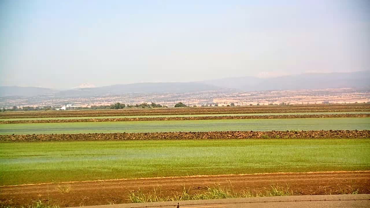Western Canal Thermalito AfterBay & Butte Valley View Live Cam - Thermalito, Butte, California, USA