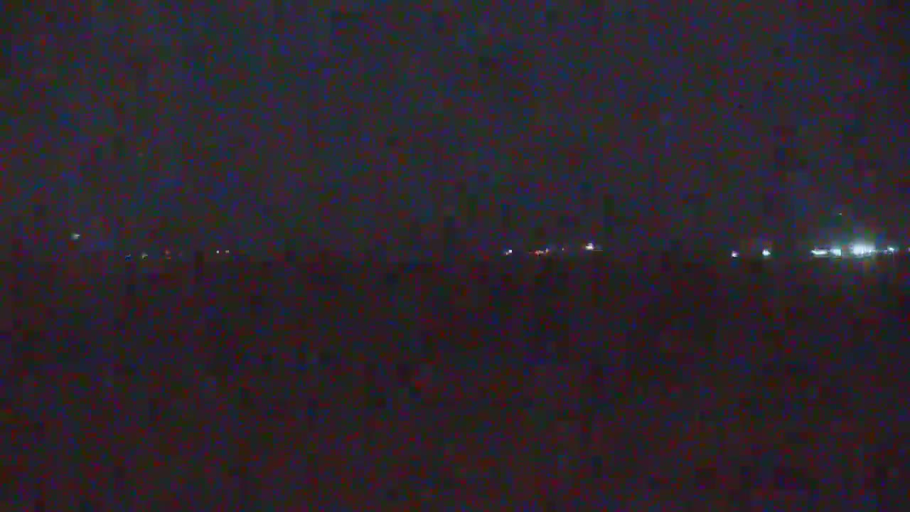 Western Canal Thermalito AfterBay & Butte Valley View Live Cam - Thermalito, Butte, California, USA