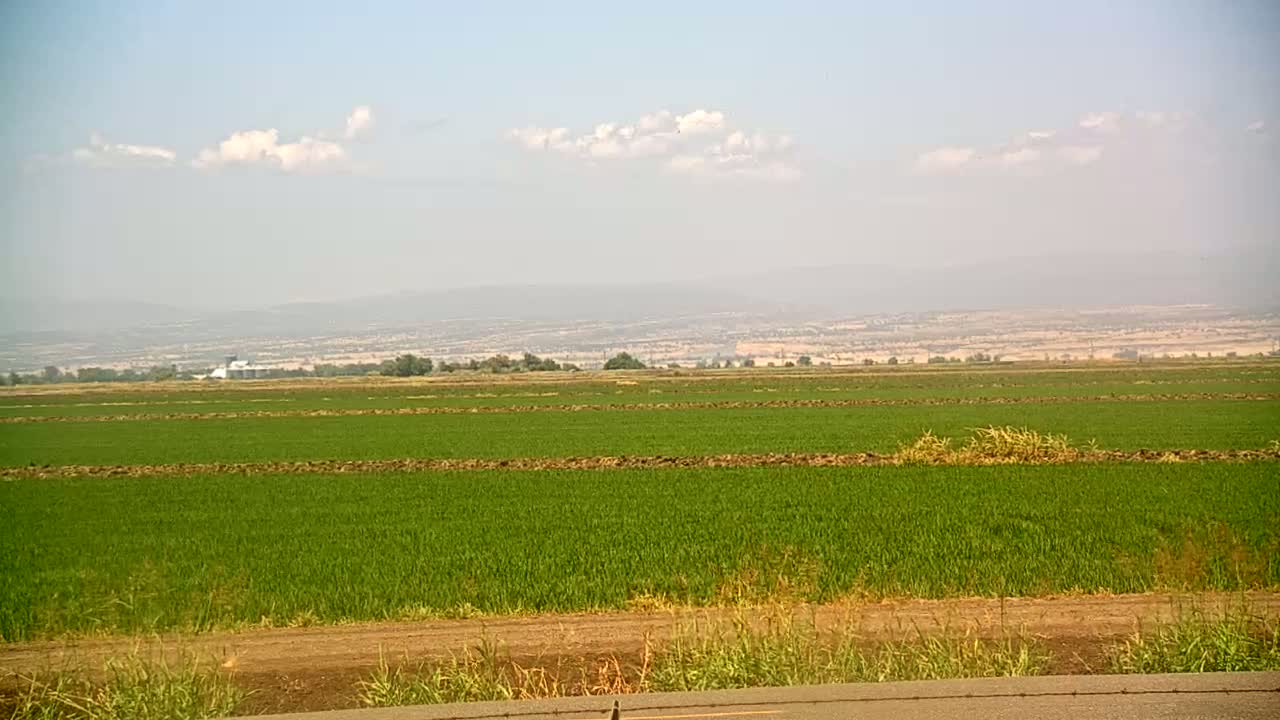 Western Canal Thermalito AfterBay & Butte Valley View Live Cam - Thermalito, Butte, California, USA
