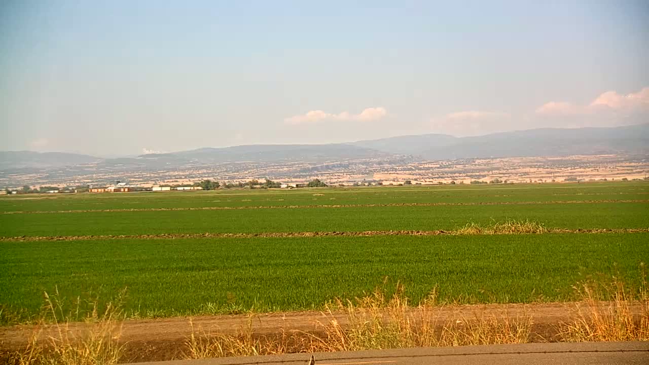Western Canal Thermalito AfterBay & Butte Valley View Live Cam - Thermalito, Butte, California, USA