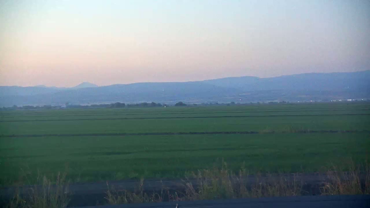 Western Canal Thermalito AfterBay & Butte Valley View Live Cam - Thermalito, Butte, California, USA