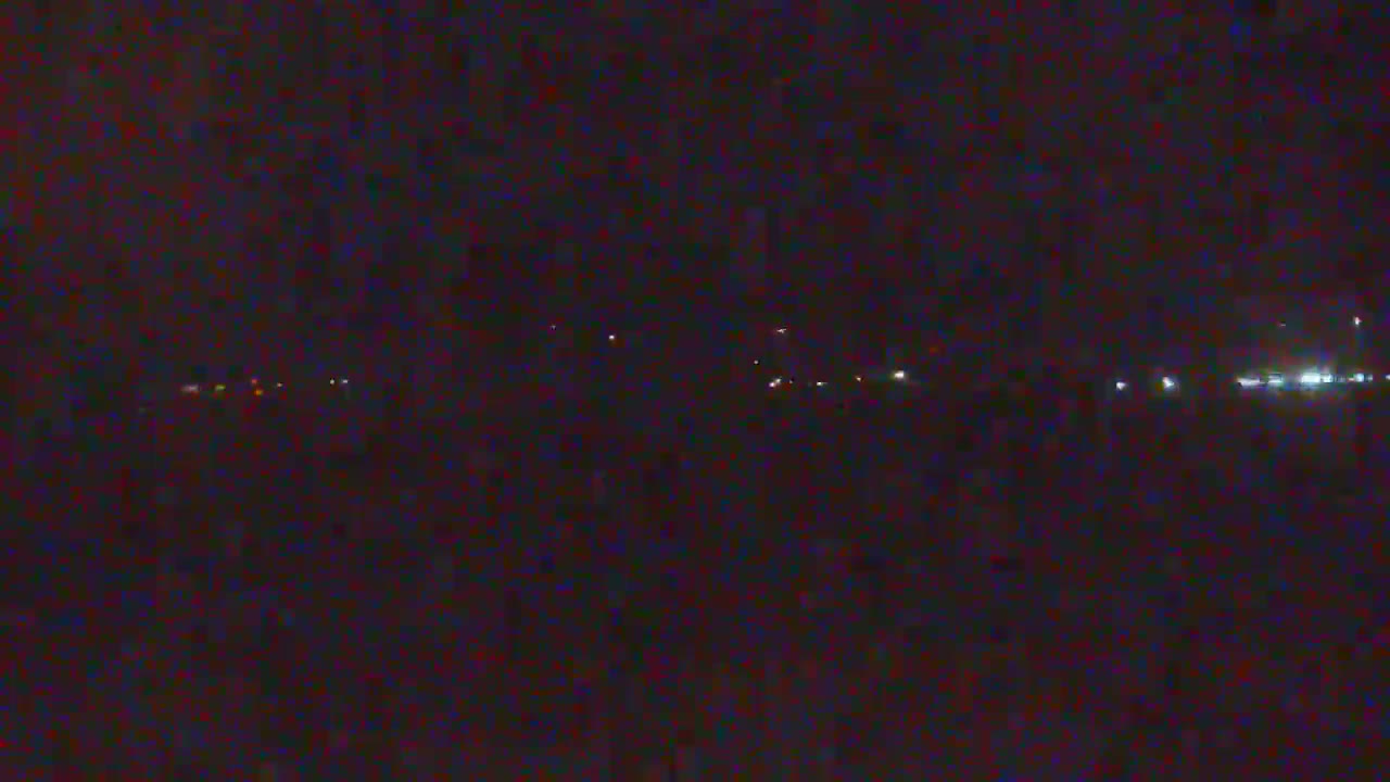Western Canal Thermalito AfterBay & Butte Valley View Live Cam - Thermalito, Butte, California, USA