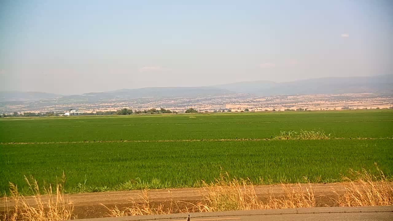 Western Canal Thermalito AfterBay & Butte Valley View Live Cam - Thermalito, Butte, California, USA