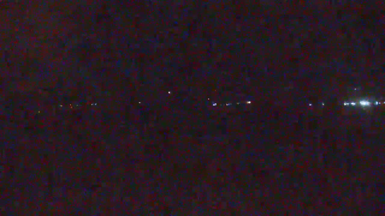 Western Canal Thermalito AfterBay & Butte Valley View Live Cam - Thermalito, Butte, California, USA