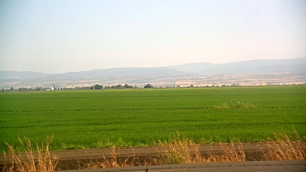 Western Canal Thermalito AfterBay & Butte Valley View Live Cam - Thermalito, Butte, California, USA