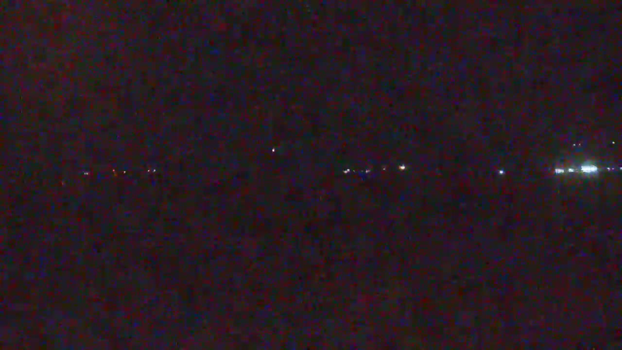 Western Canal Thermalito AfterBay & Butte Valley View Live Cam - Thermalito, Butte, California, USA