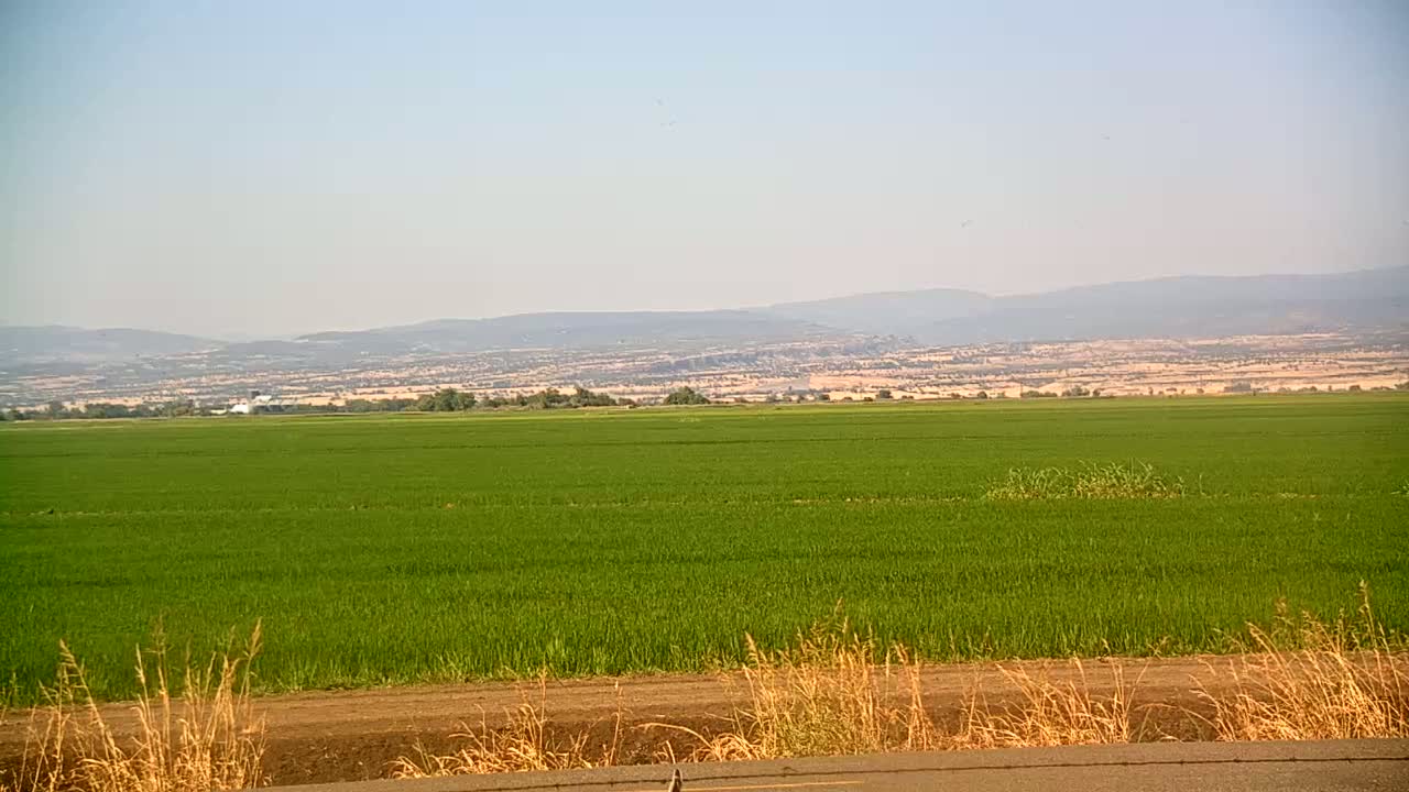 Western Canal Thermalito AfterBay & Butte Valley View Live Cam - Thermalito, Butte, California, USA